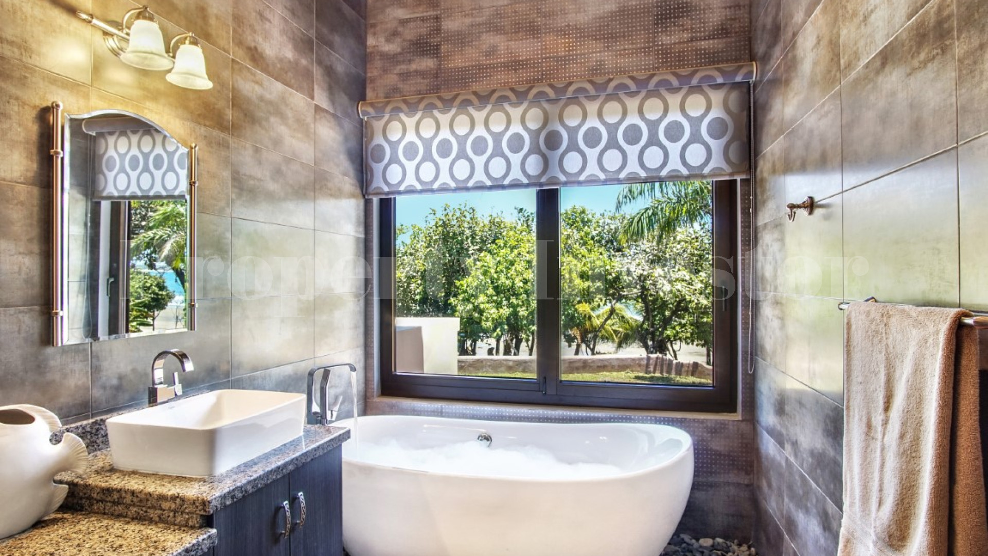 Spectacular 3 Bedroom Beachfront Home for Sale in Pedasi, Panama