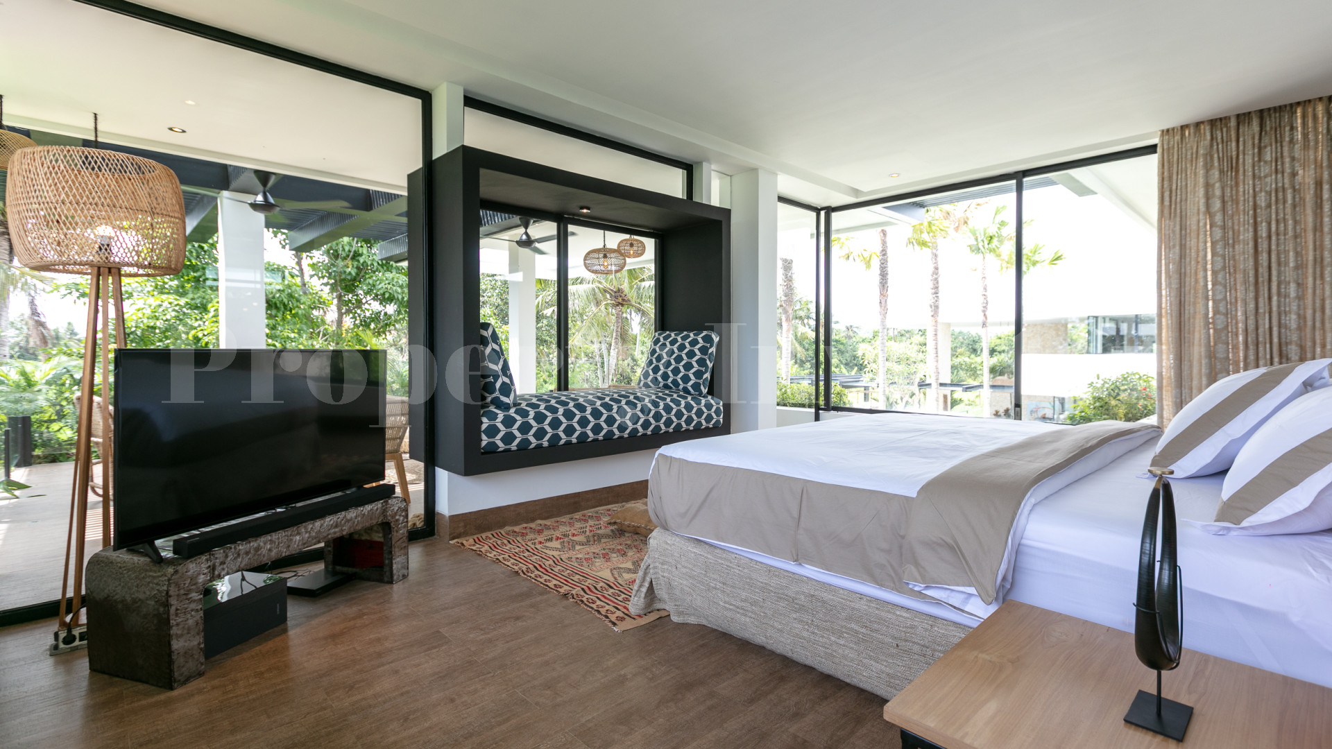 Breathtaking 7 Bedroom Ultra-Modern Luxury Villa with Incredible Infinity Pool & Outdoor Spaces for Sale in Pererenan-Canggu, Bali