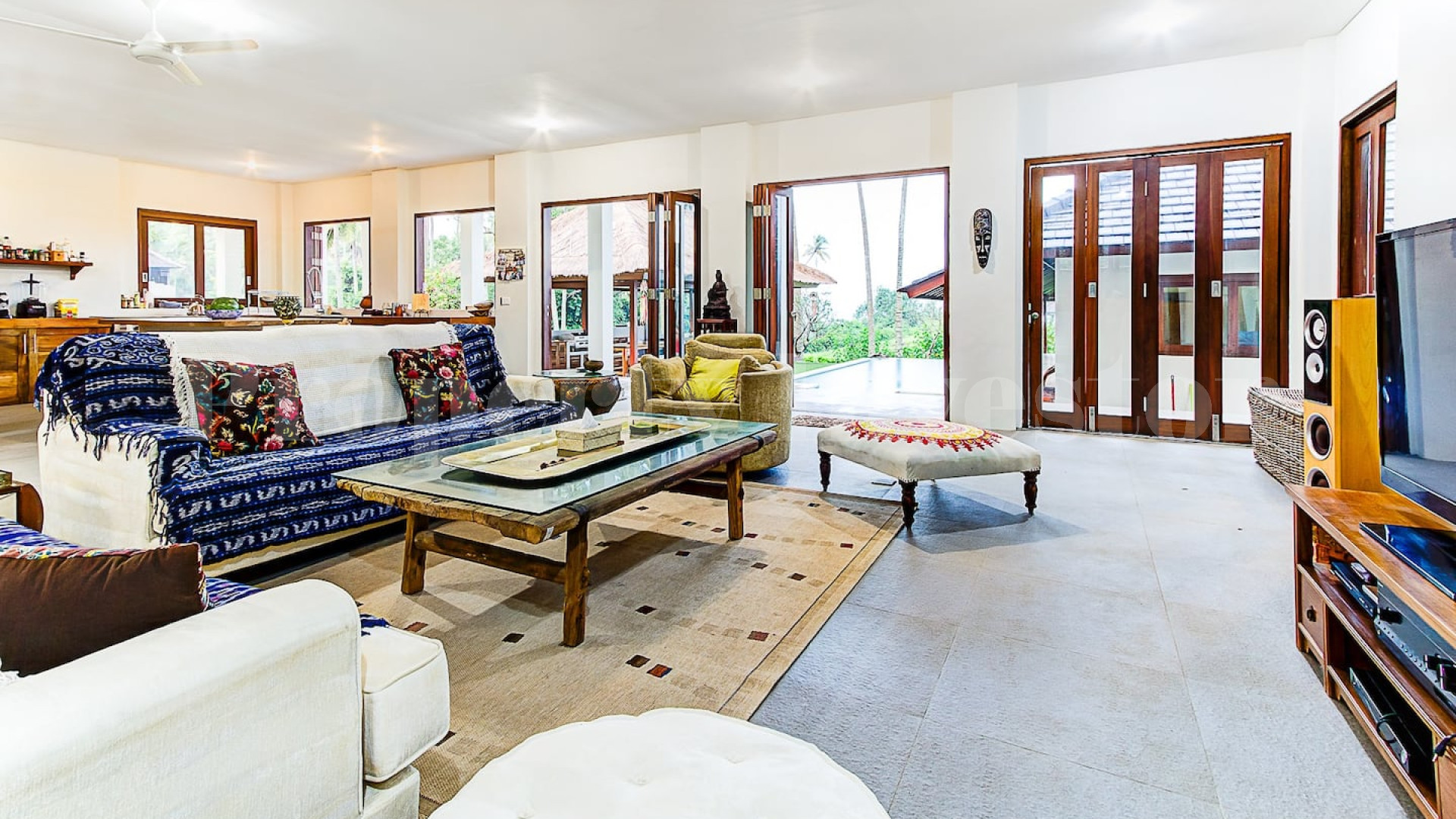 Stunning 4 Bedroom Modern Balinese Oceanfront Villa for Sale in Tabanan, Bali