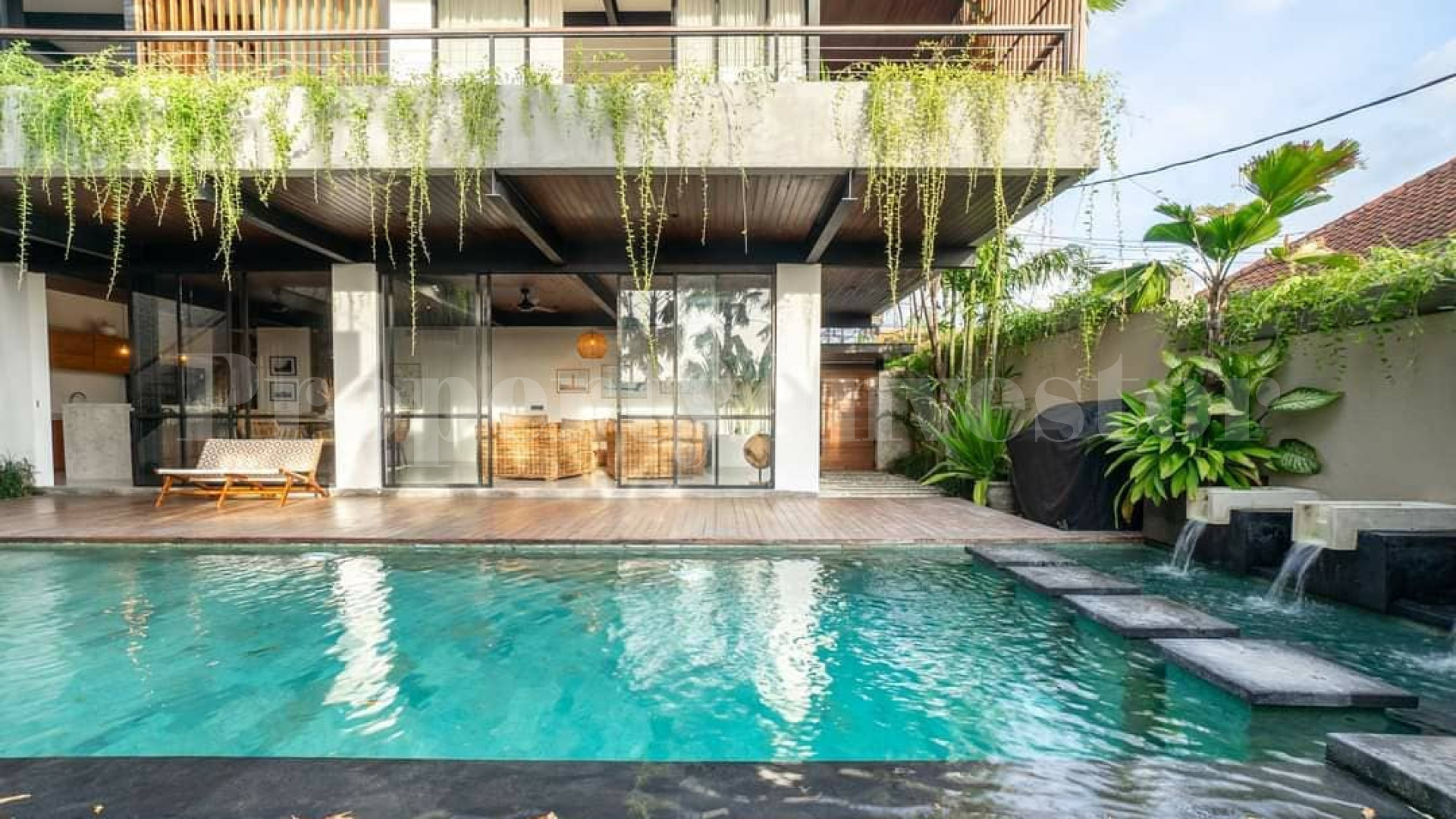 Stunning 5 Bedroom Contemporary Villa with Commercial Space for Sale in Berawa, Canggu, Bali