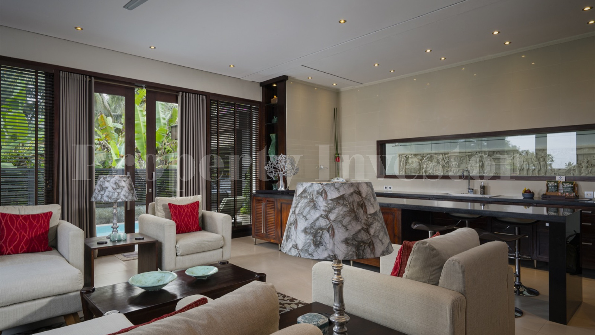 Продаётся отмеченный наградами бутик отель на 8 номеров и ресторан изысканной кухни в Убуде, Бали