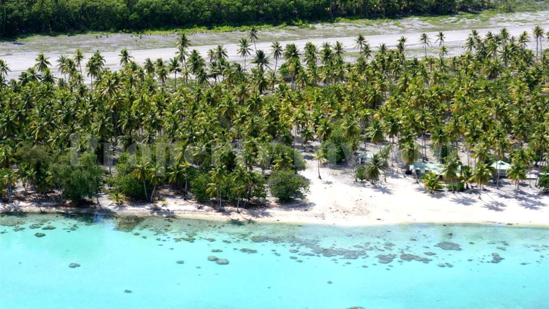 Immense 900 Hectare Private Atoll with Pearl Farm & Airstrip for Sale in French Polynesia