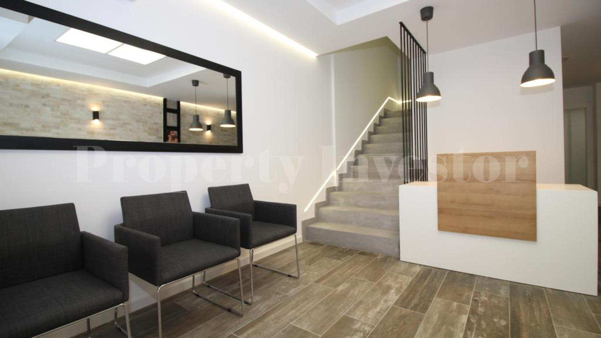 Comfortable 6 Double Bedroom Hotel for Sale in Santa Pola, Spain