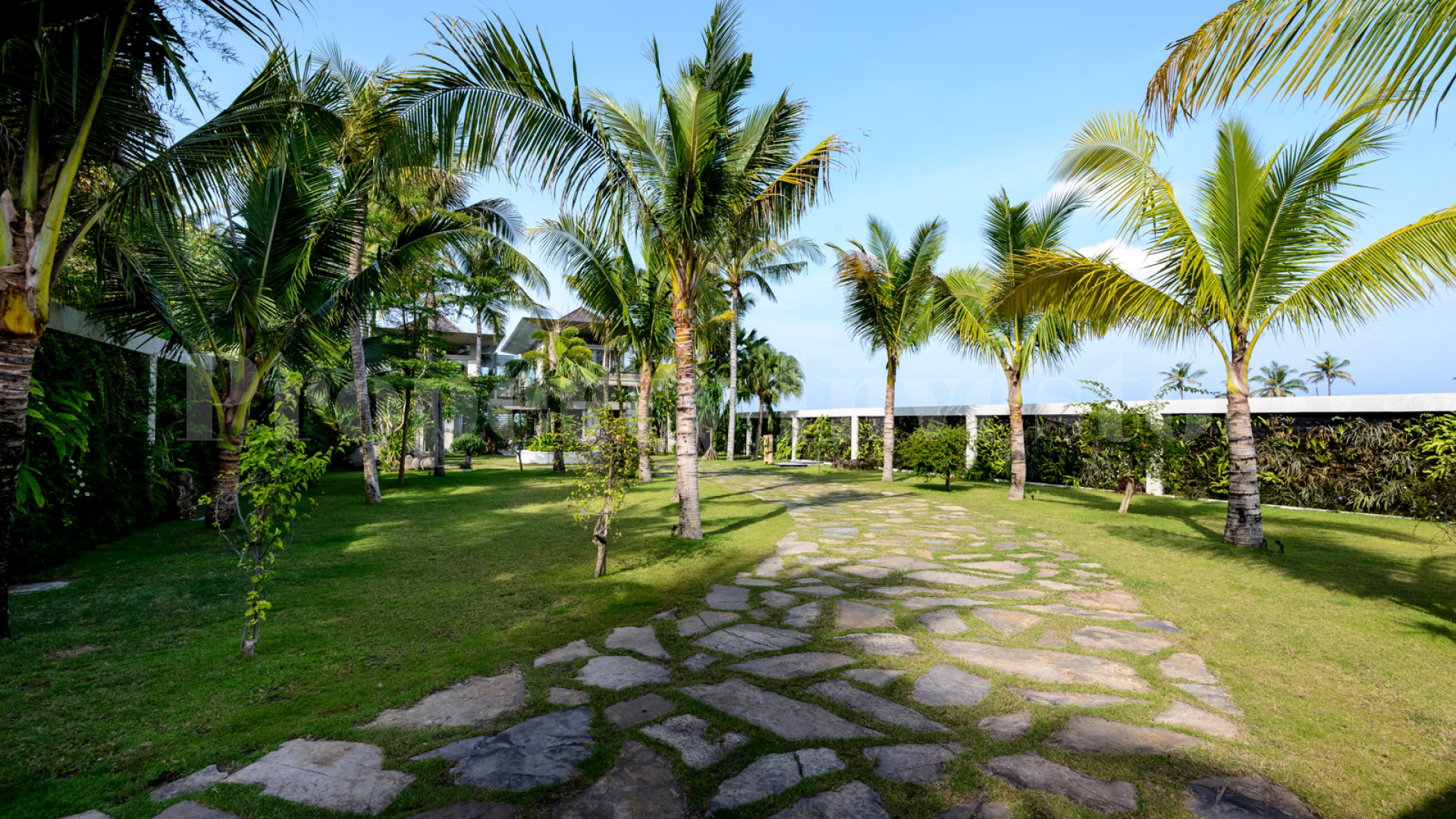 Lavish 8 Bedroom Ultra Luxury Beachfront Estate for Sale in Tabanan, Bali