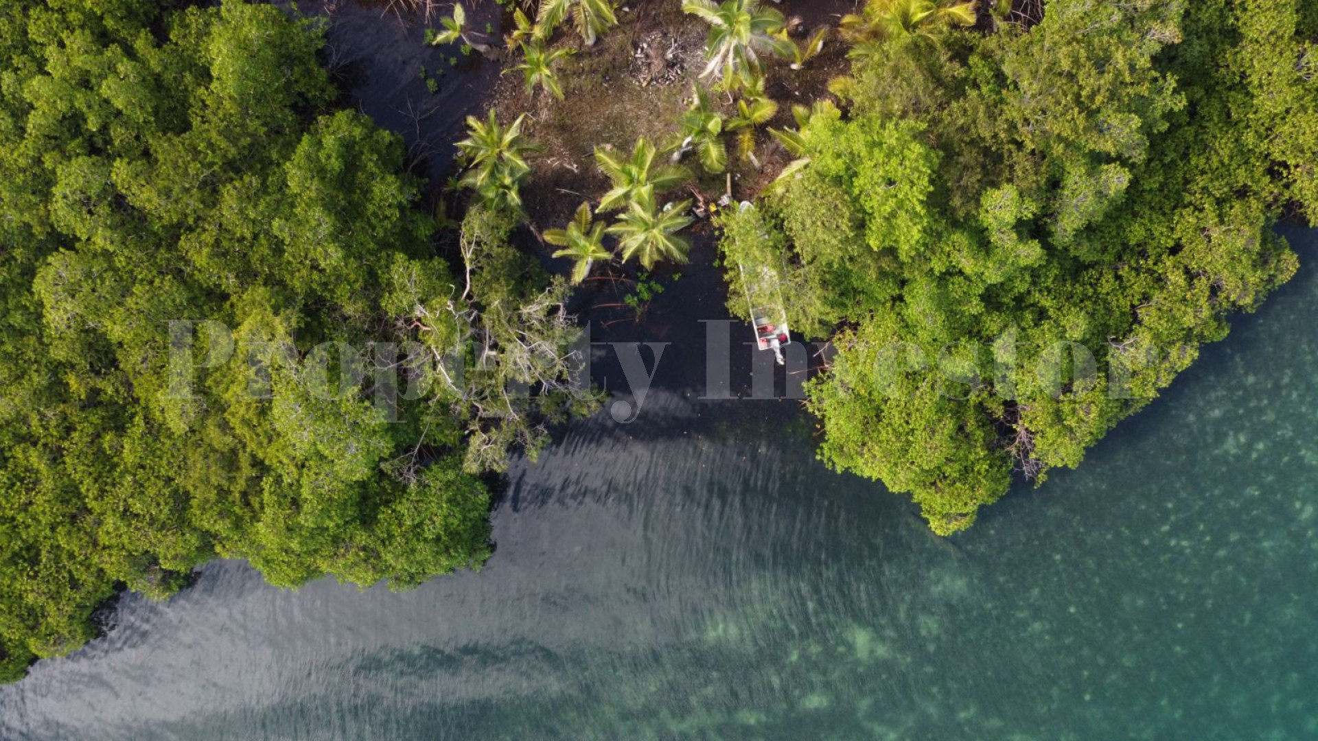 Partially Developed 9,000 m² Private Island with Boats for Sale in Bocas del Toro, Panama