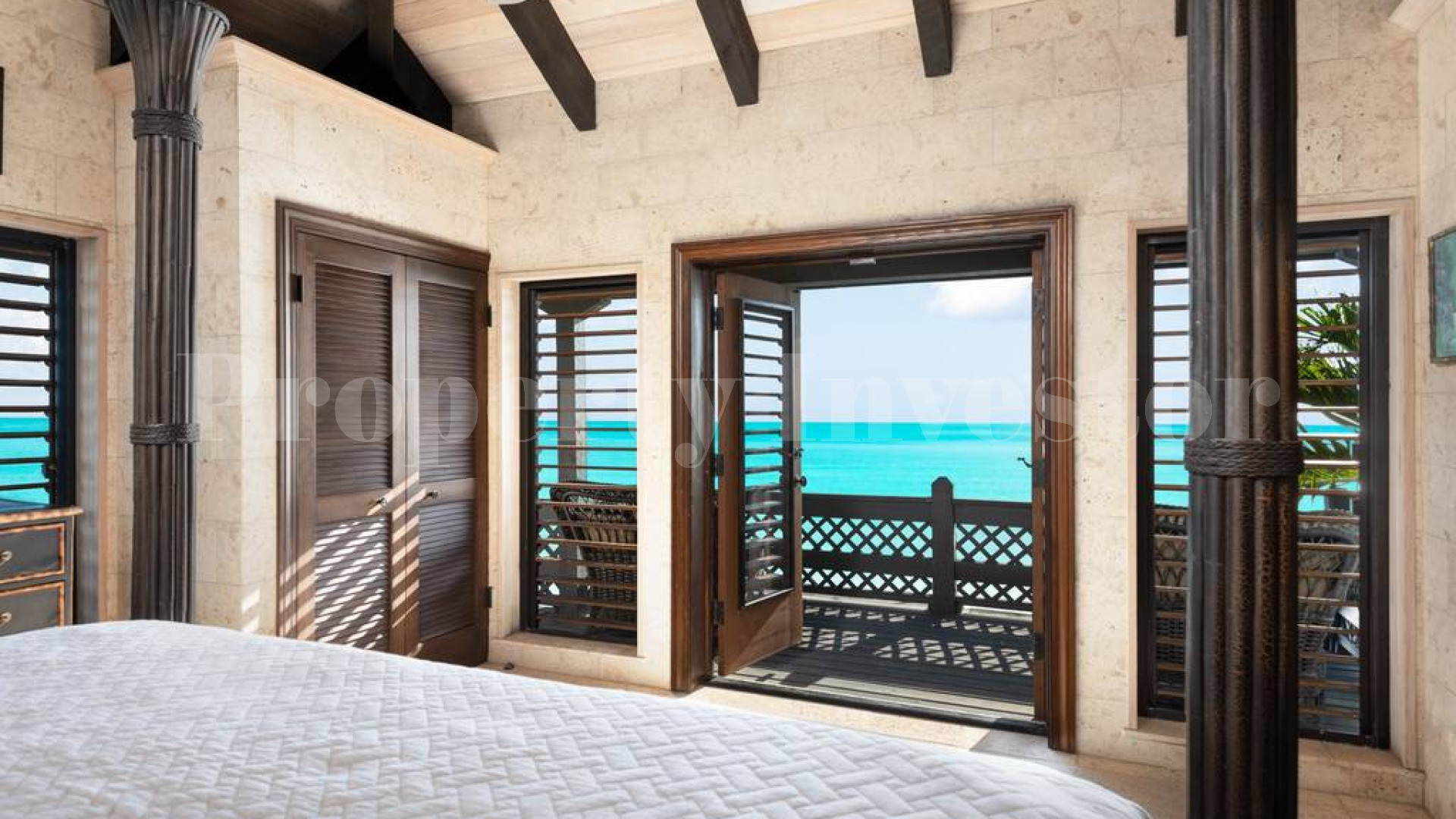 Incredible 6 Bedroom Luxury Oceanview Villa with Private Beach Access for Sale in Sapodilla Bay, Turks & Caicos
