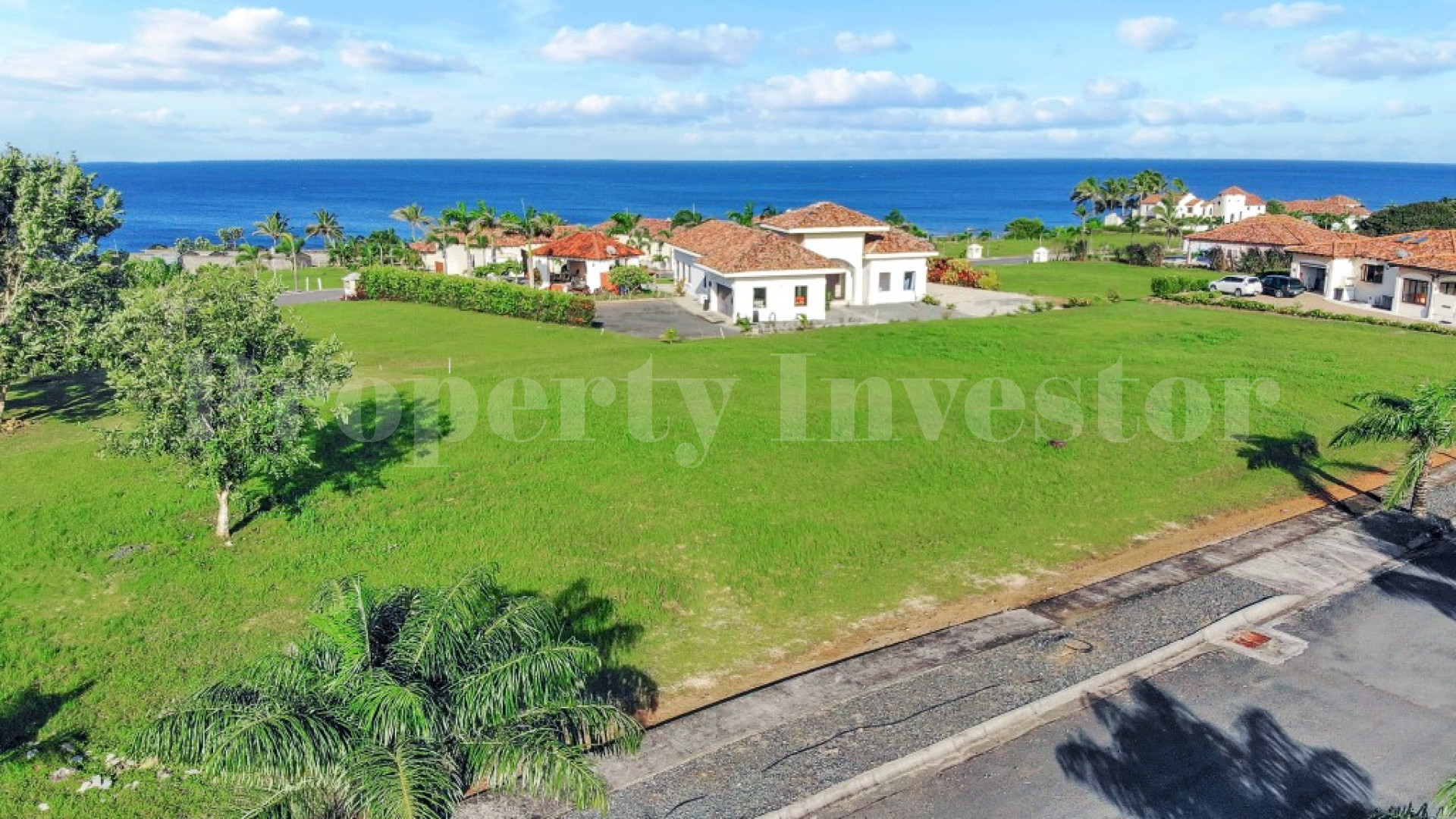 Красивый участок земли с видом на море 12 соток в Коста Педаси, Панама