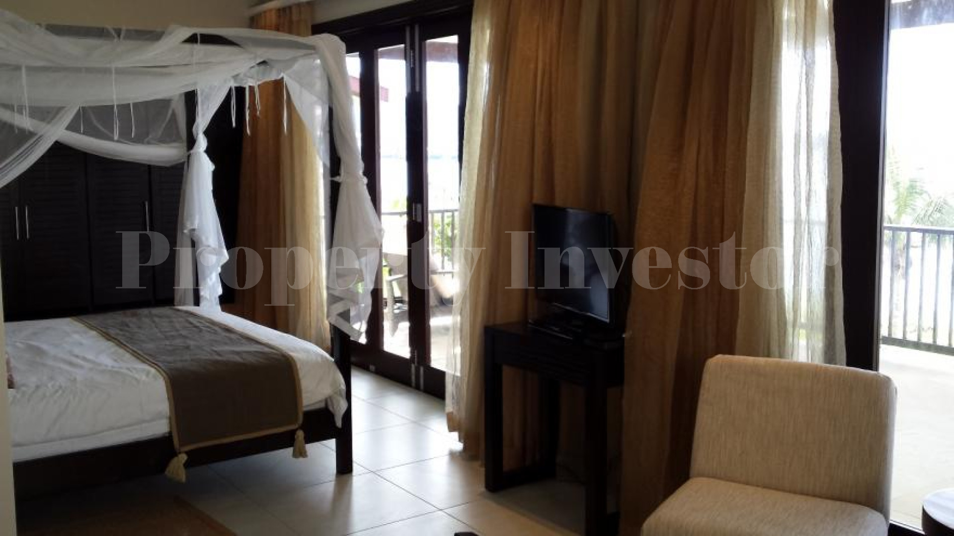 Perfectly Located 4 Bedroom Maison with Amazing Panoramic Views for Sale on Eden Island, Seychelles