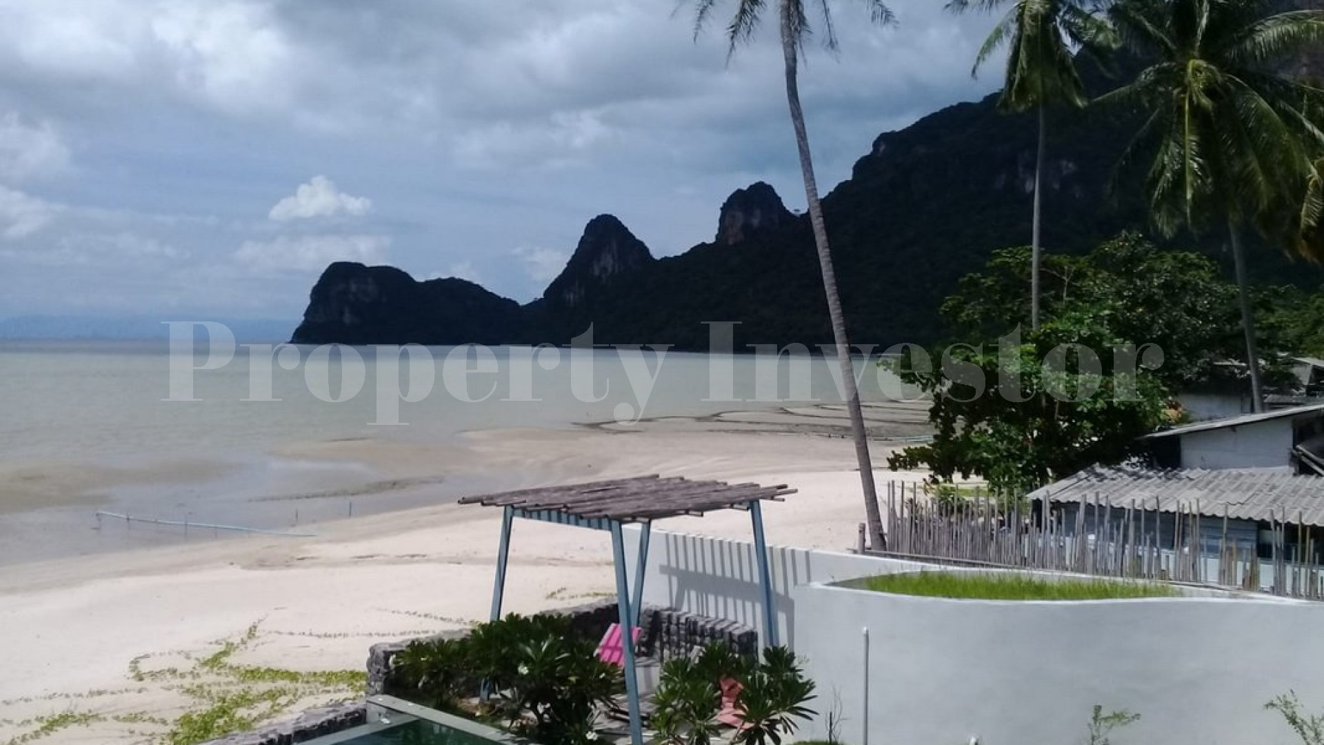 Luxury Boutique Beach Resort & Private Beach Villa