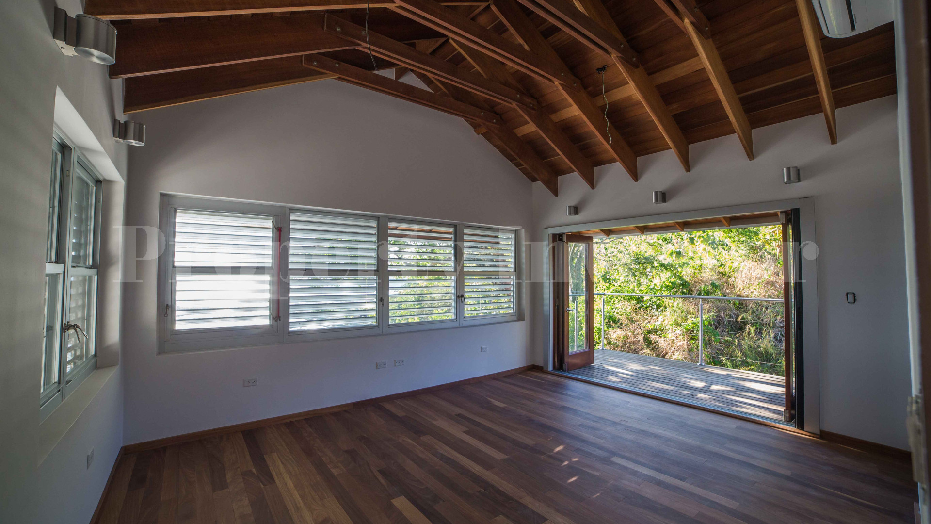 Spectacular 4 Bedroom Luxury Ocean View Home with 360° Panoramic Views for Sale in Playa Venao, Panama