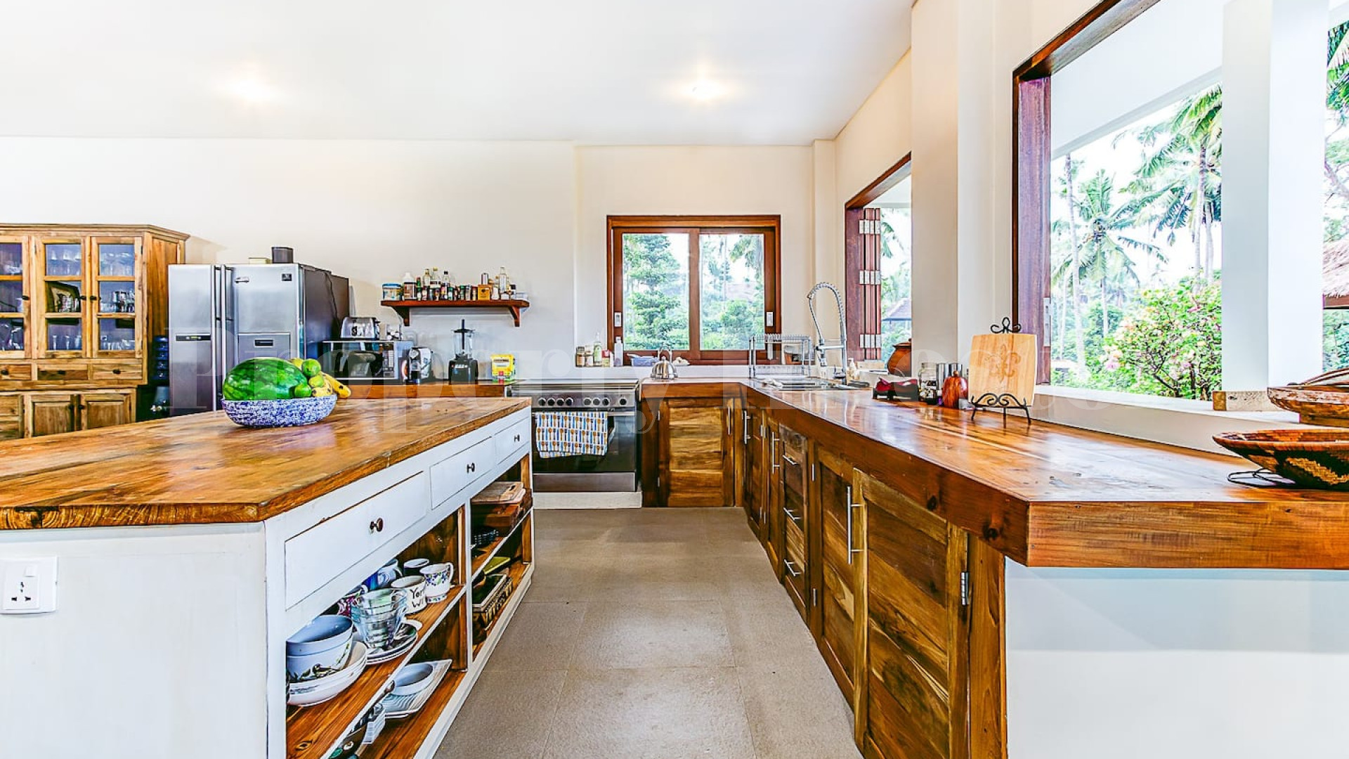 Stunning 4 Bedroom Modern Balinese Oceanfront Villa for Sale in Tabanan, Bali