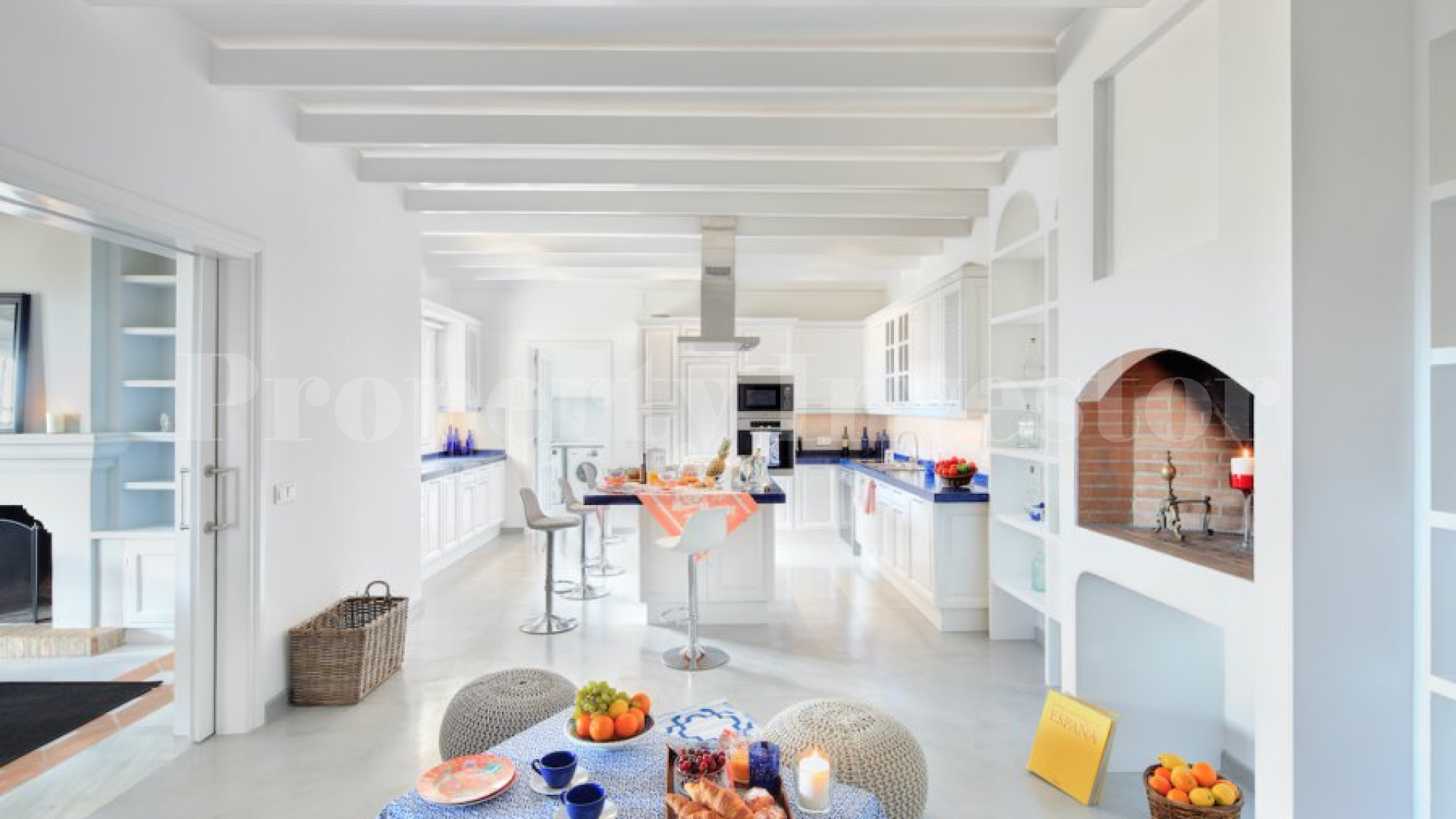 Breathtaking 5 Bedroom Mountainside Villa for Sale in El Madroñal, Benahavís