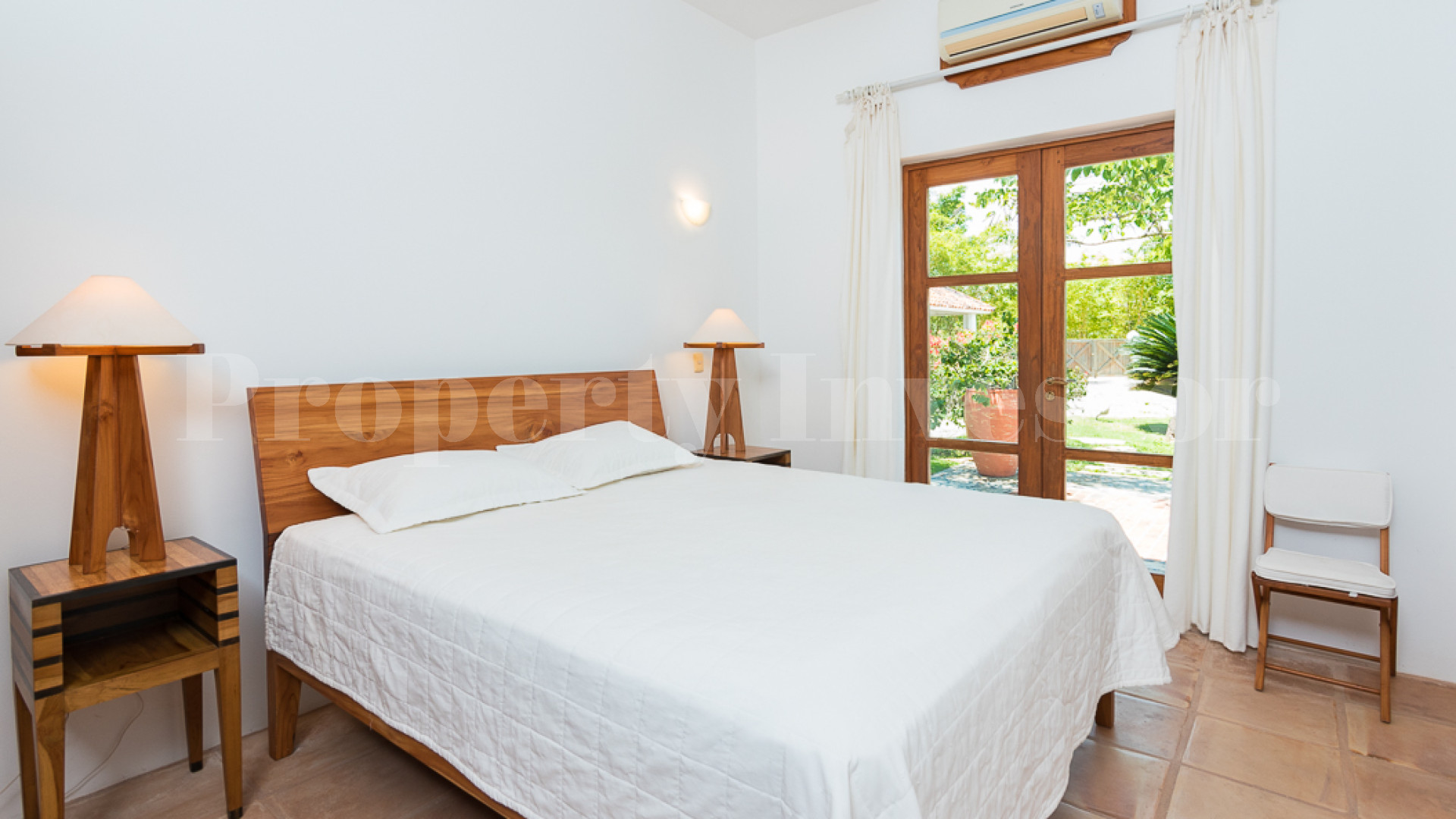 Fabulous 5 Bedroom Luxury Ocean View Designer Villa for Sale in Pedasi, Panama