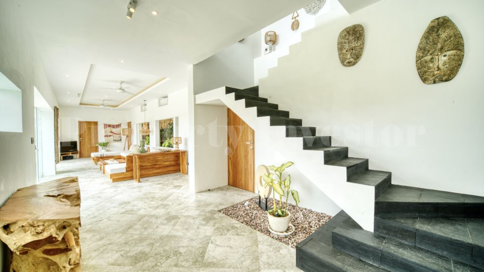 Stylish 2 Bedroom Luxury Beachside Villa for Sale in Canggu Pererenan, Bali