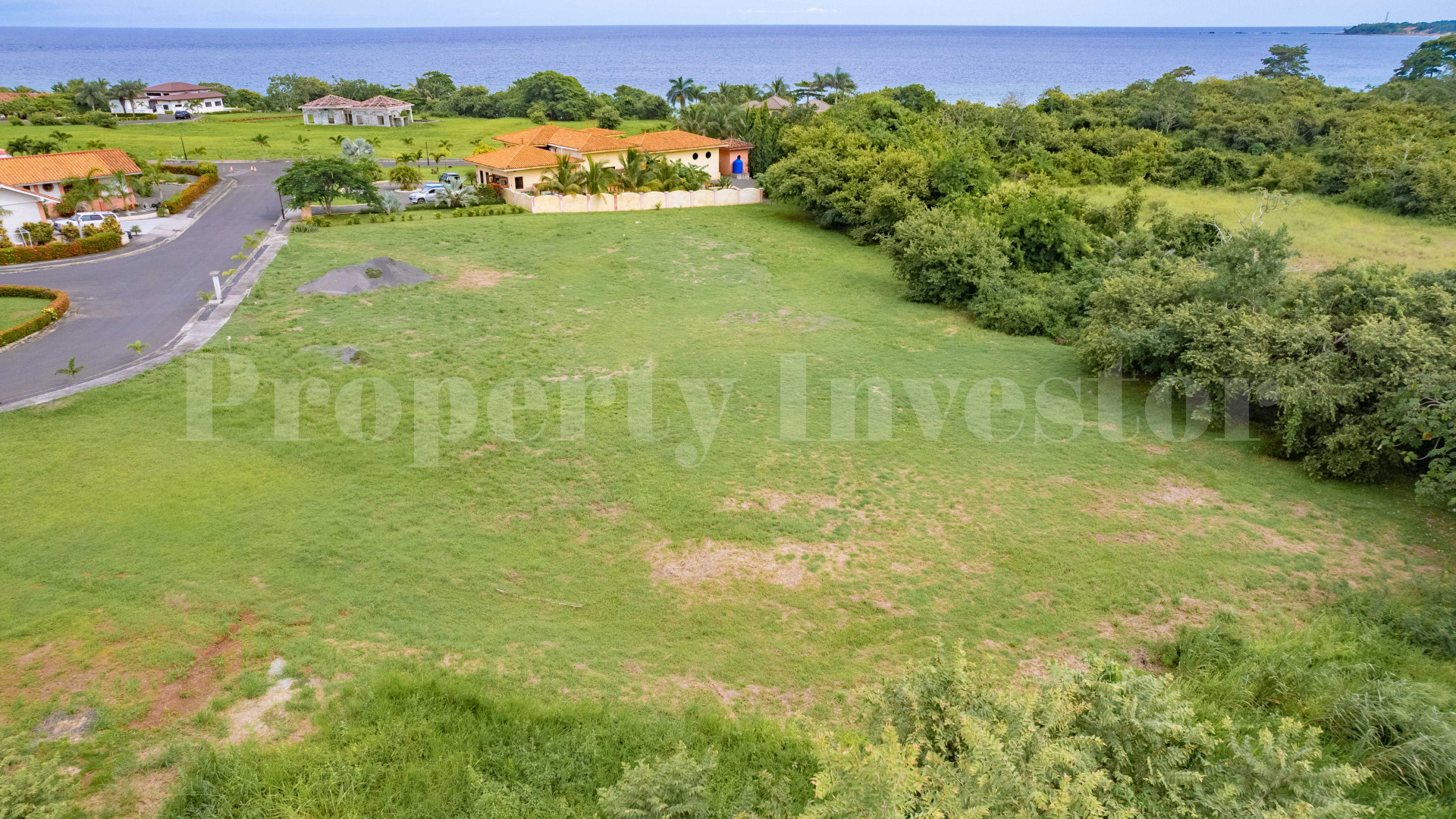 1,112-1,362 m² Ocean View Gated Community Residential Lots for Sale in Pedasi, Panama