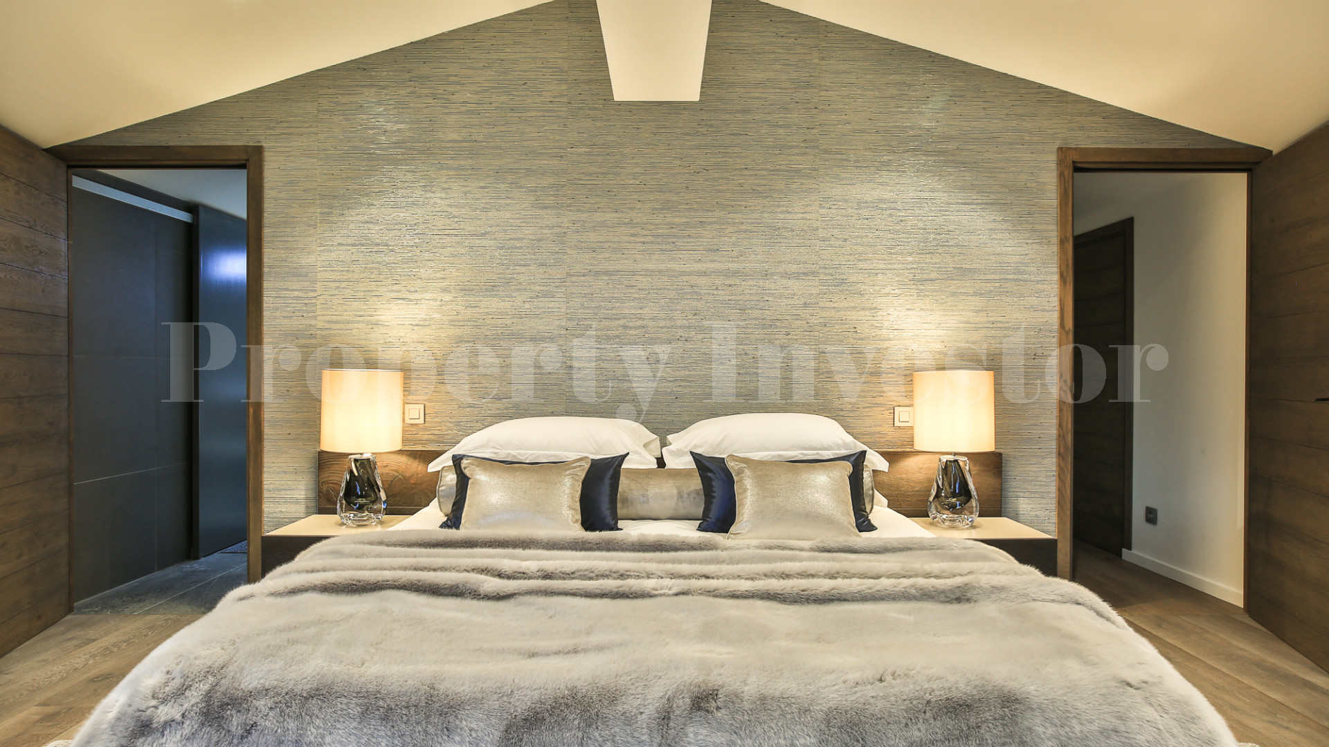 Spacious 4 Bedroom Luxury Mountain & Lake View Penthouse for Sale in Chamonix-Mont-Blanc, France