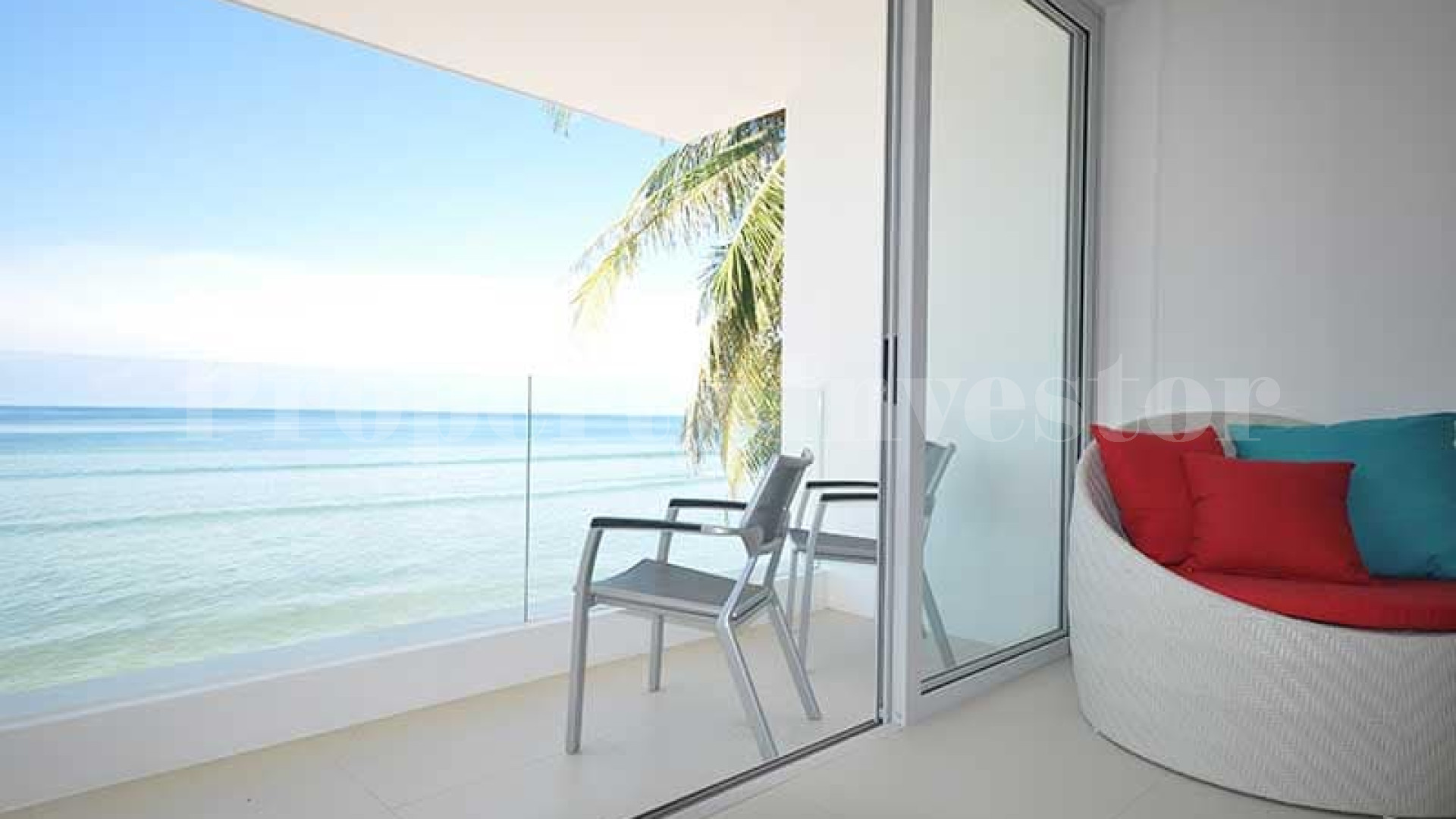 Very Rare Opportunity to Purchase 3 Bedroom Beach House on Patong Beach, Phuket