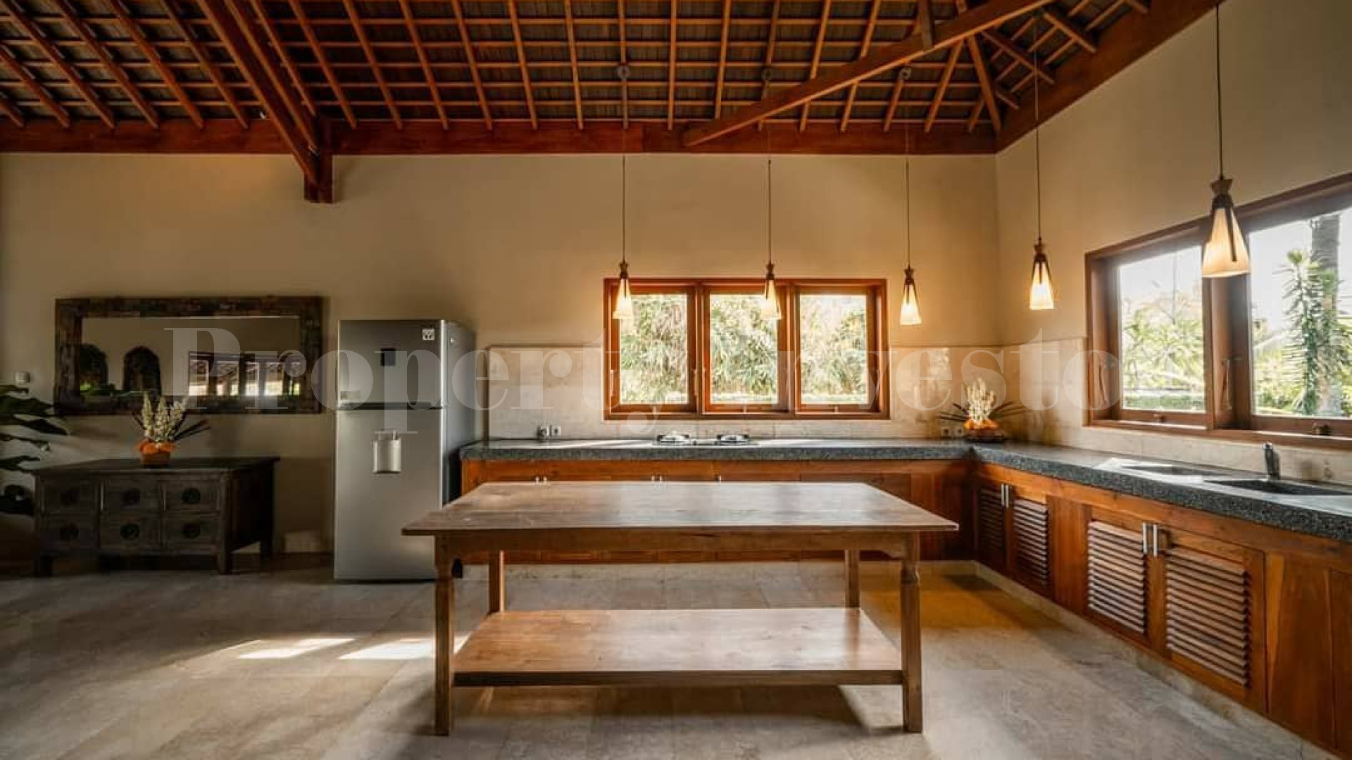 Sophisticated 3 Bedroom Traditional Colonial Villa for Sale in Cemagi, Bali