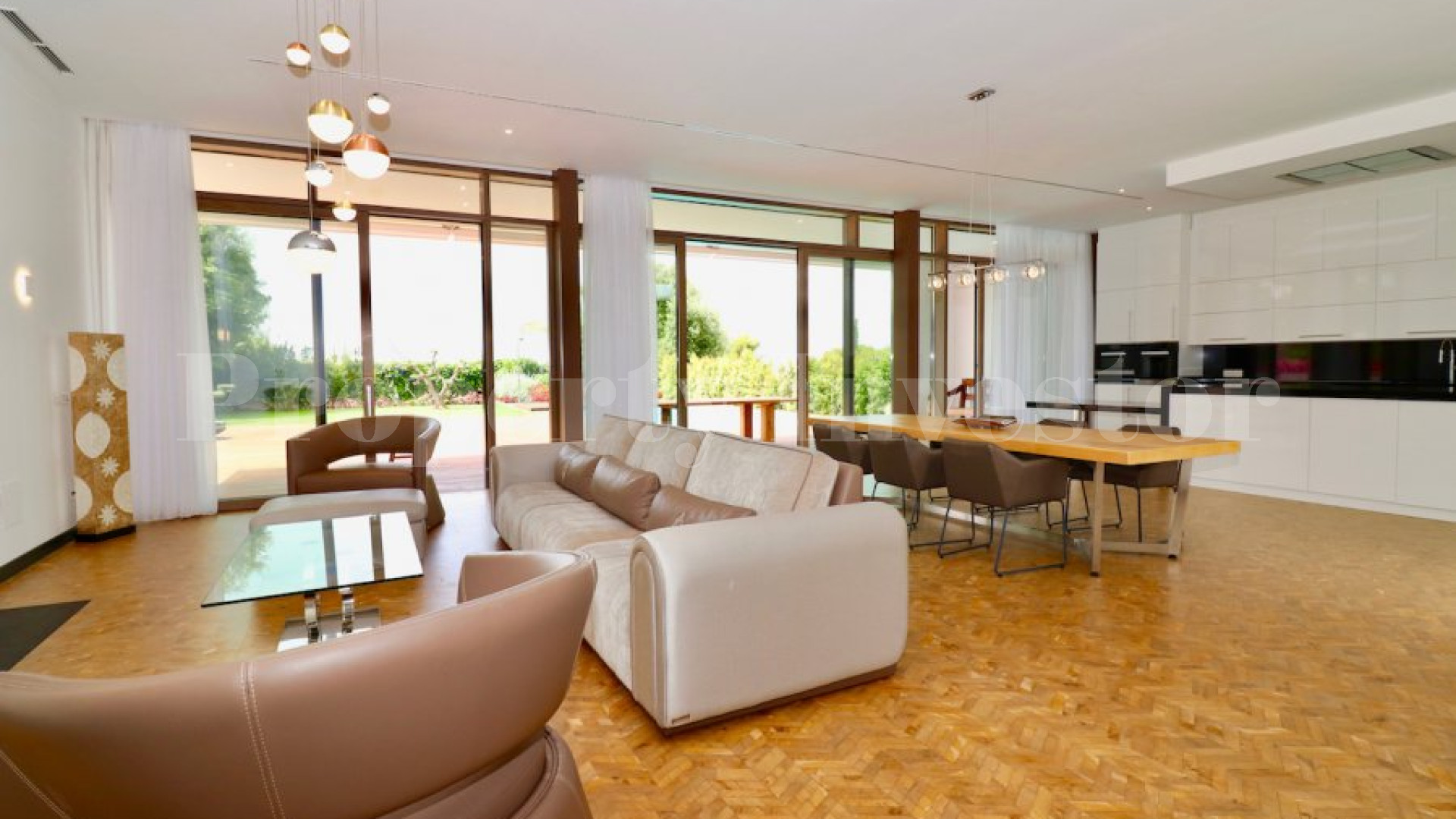 6 Bedroom Designer Villa with Amazing Garden, Pool & Rooftop Terrace in Nueva Andalucia, Marbella