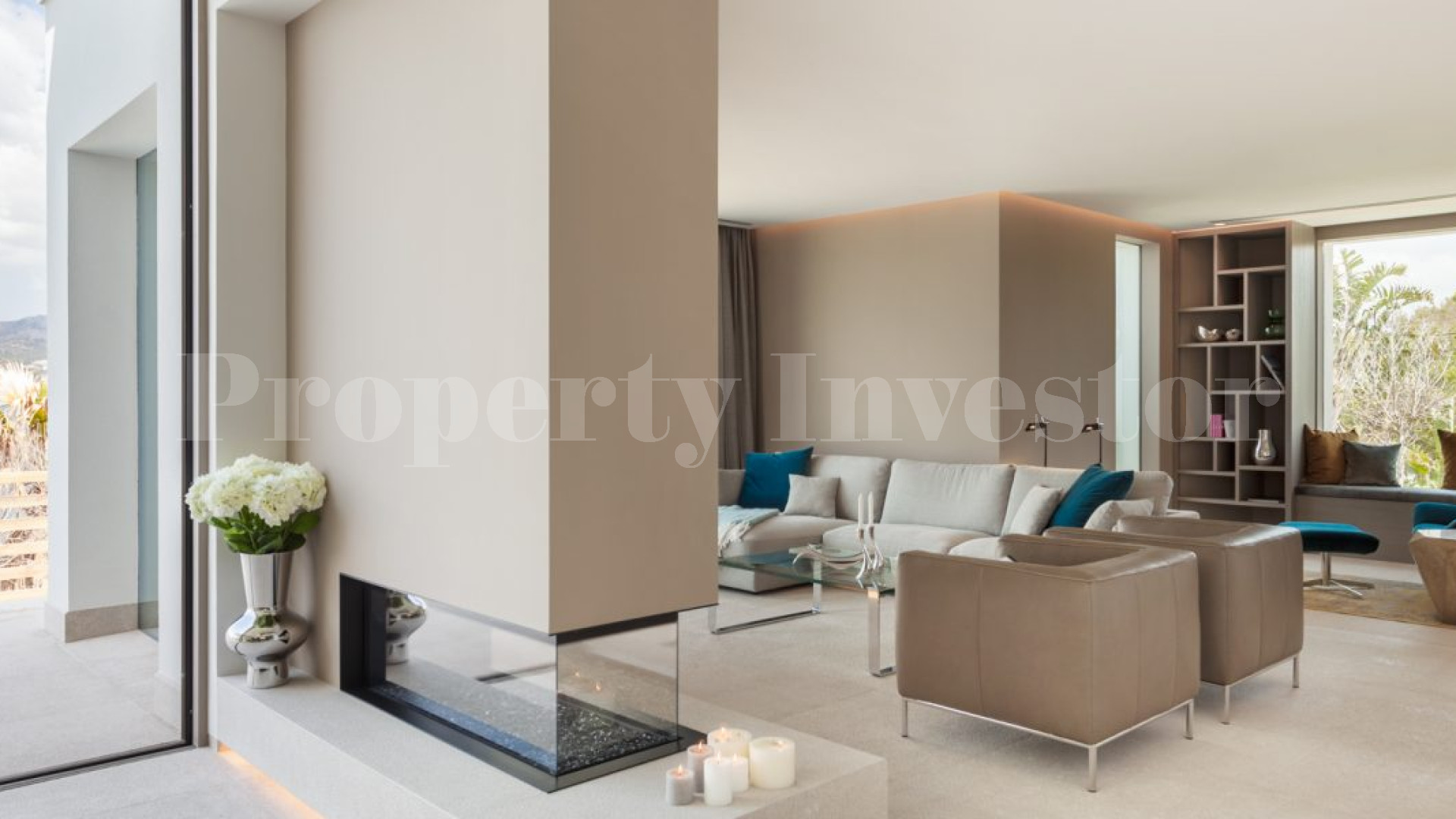 5 Bedroom First Line Sea View Villa in Nova Santa Ponsa