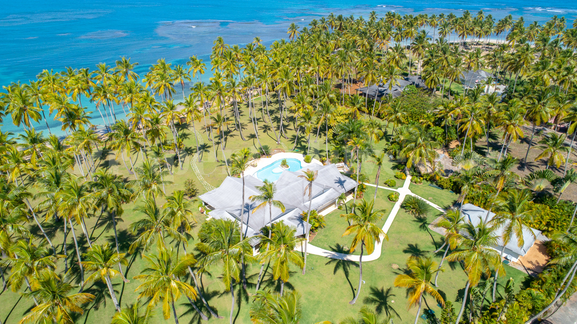 Самая восхитительная и роскошная вилла с 4 спальнями в Лас Терренас