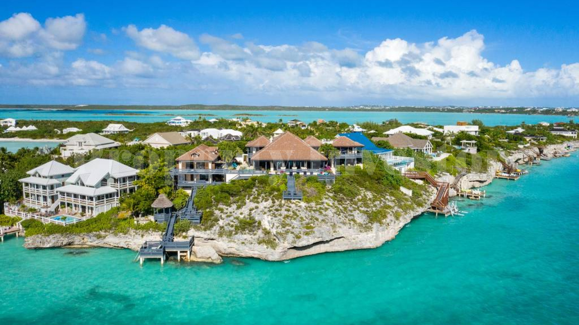 Incredible 6 Bedroom Luxury Oceanview Villa with Private Beach Access for Sale in Sapodilla Bay, Turks & Caicos