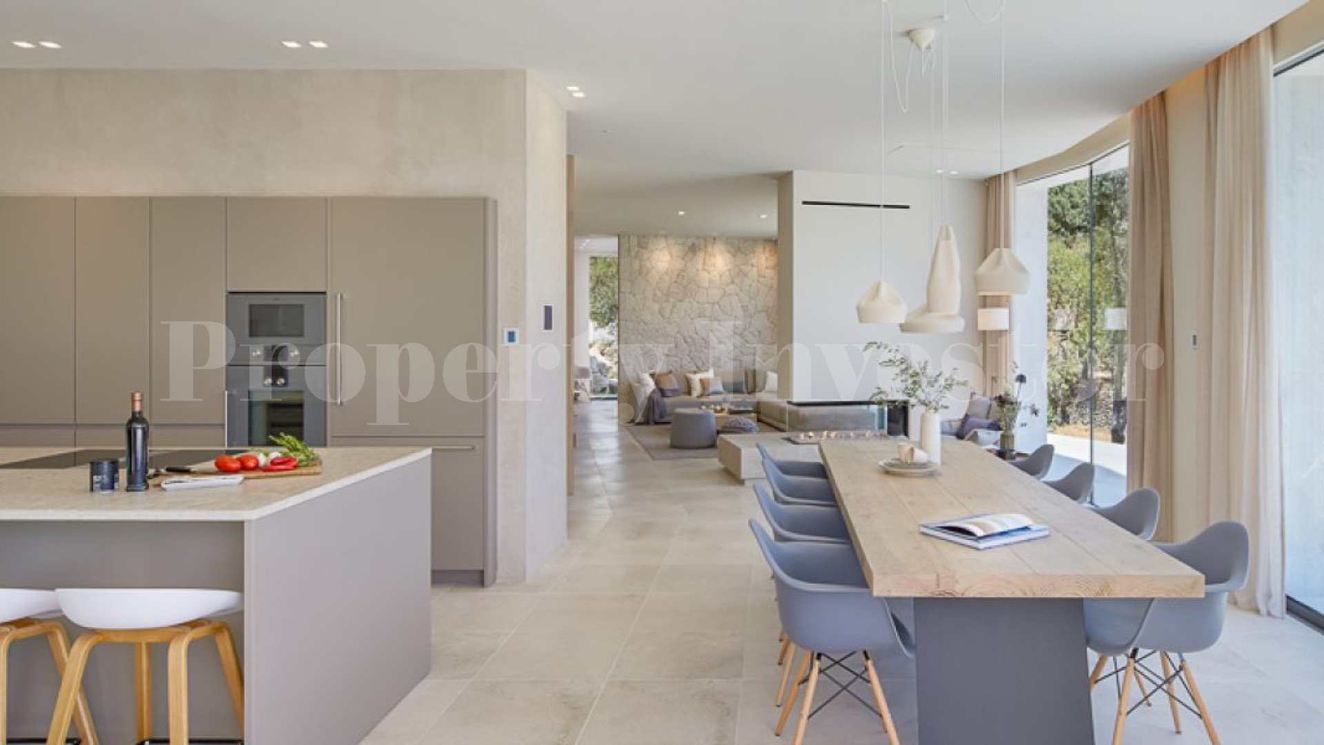 Modern New Build 5 Bedroom Villa with Fantastic Landscape Views in Calvia