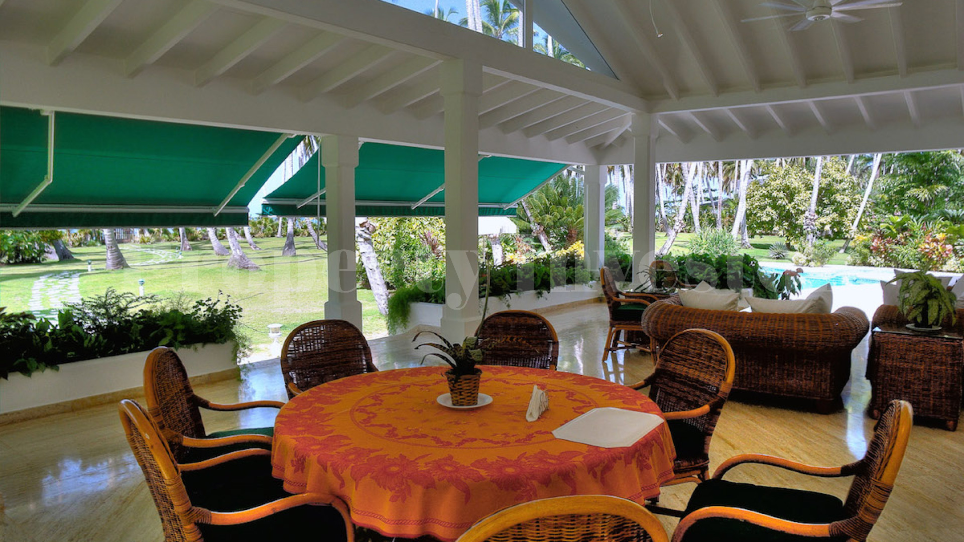 Самая восхитительная и роскошная вилла с 4 спальнями в Лас Терренас