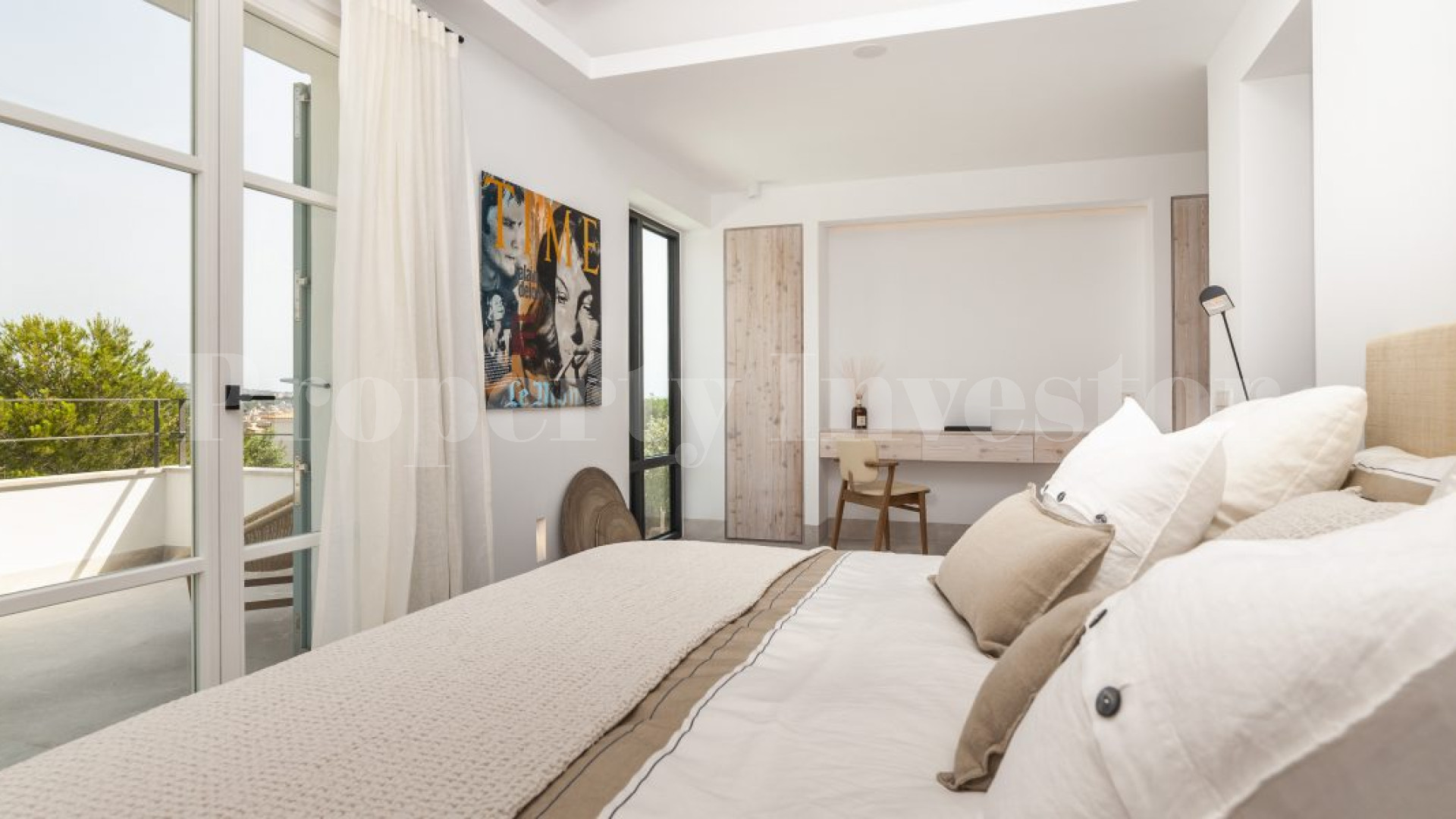 4 Bedroom Sea View Beach Villa in Nova Santa Ponsa