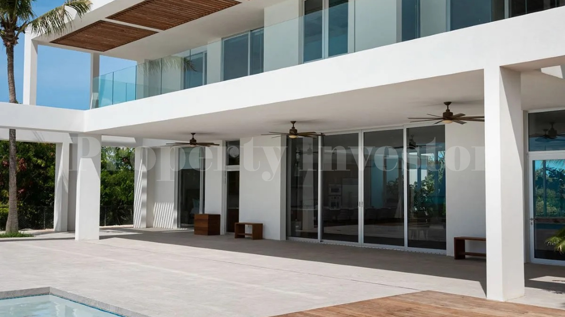 World Class 8 Bedroom Modern Beachfront Luxury Villa in Leeward, Turks & Caicos