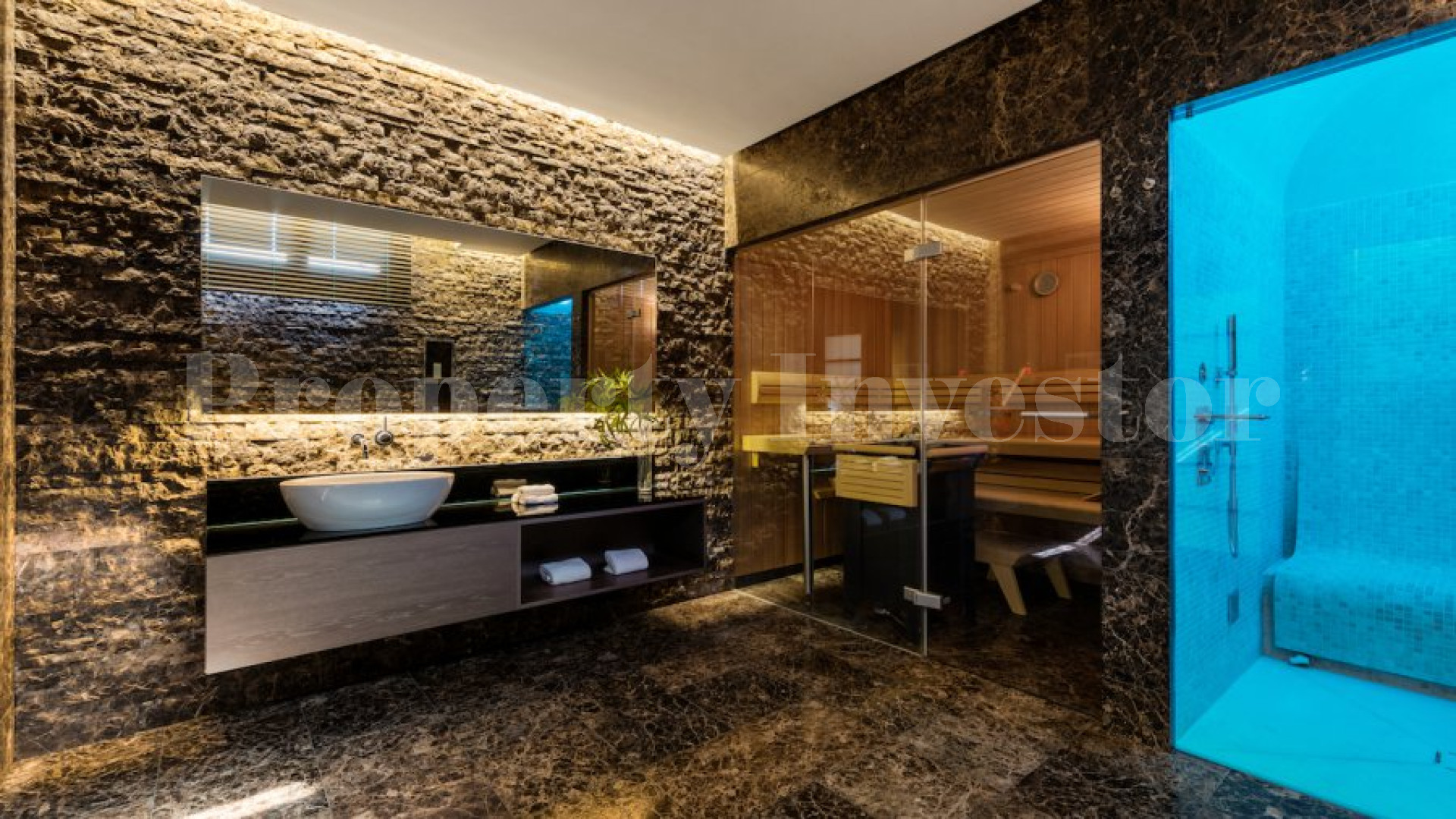 5 Bedroom Luxury Hillside Villa in La Zagaleta