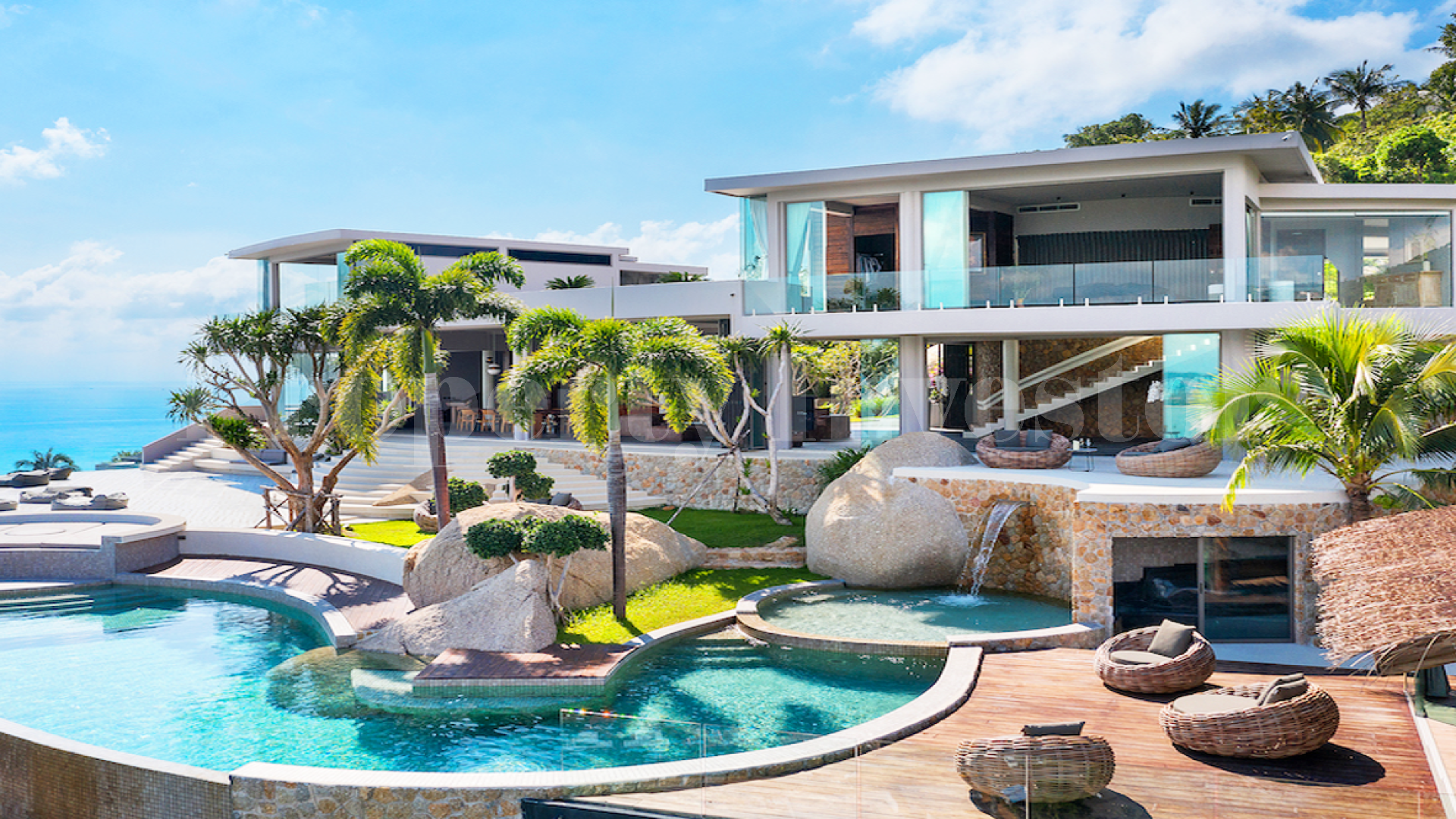 Spectacular 5 Bedroom Ultra-Luxury Seaview Villa with 360° Views for Sale on Chaweng Noi Peak, Koh Samui