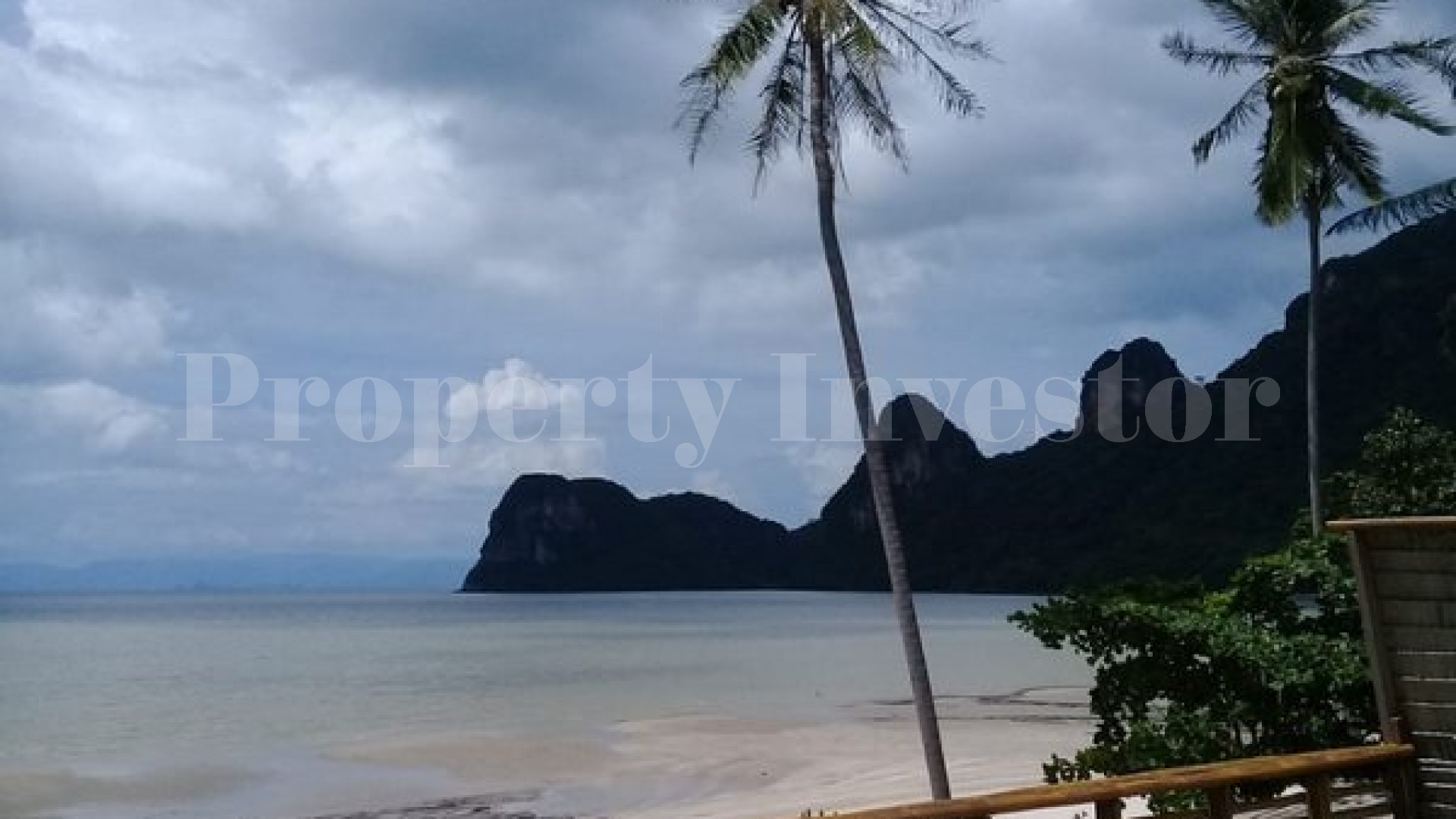 Luxury Boutique Beach Resort & Private Beach Villa