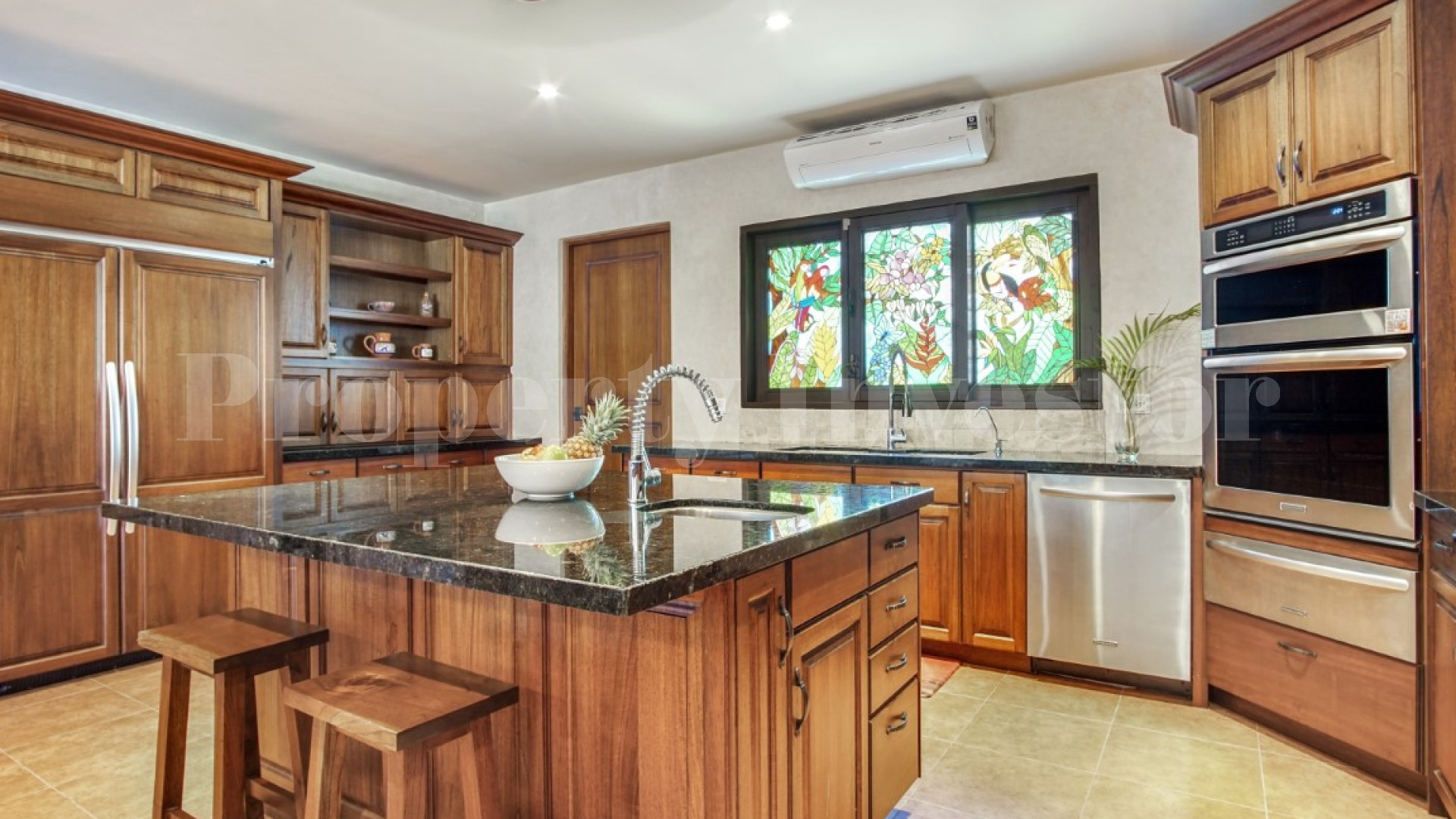 Spectacular 3 Bedroom Beachfront Home for Sale in Pedasi, Panama