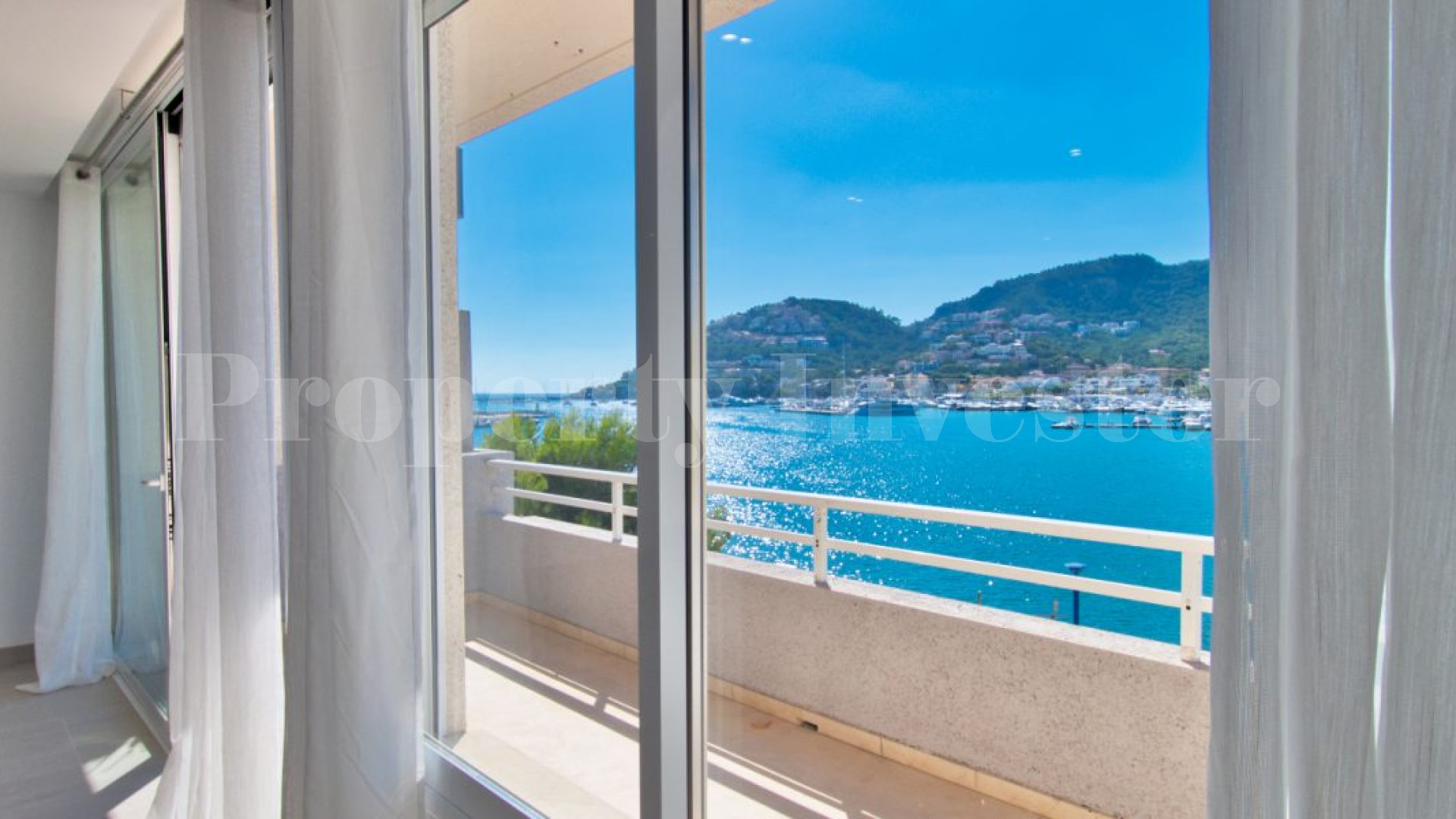 Well Located 2 Bedroom Apartment with Beautiful Port & Sea Views in Port Andratx