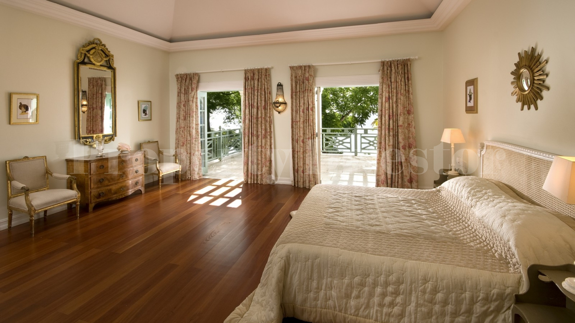 Spectacular 11 Bedroom Luxury Colonial Villa in St Lucia