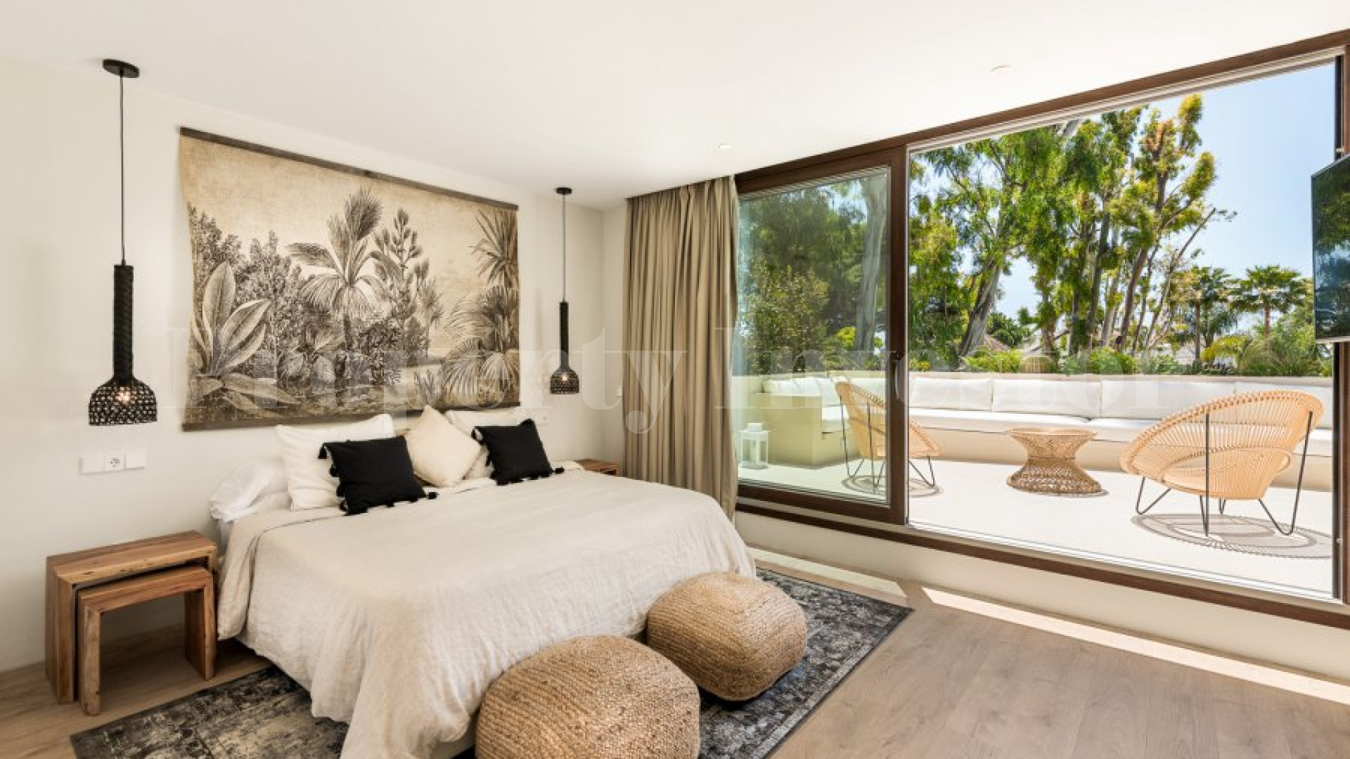 Brand New Modern 5 Bedroom Villa for Sale in Los Monteros, Marbella