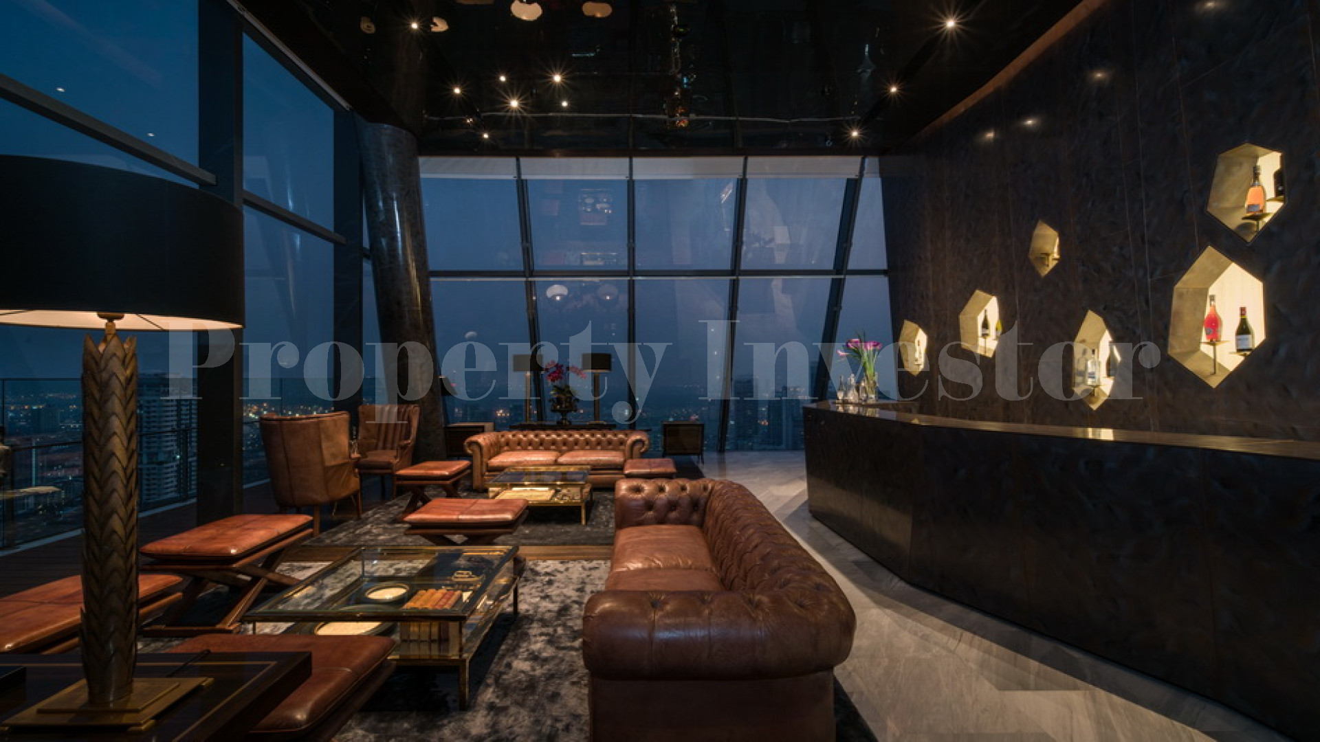 Эксклюзивный ультра роскошный пентхаус-апартамент на 3 спальни в Фром Фонг, Бангкок