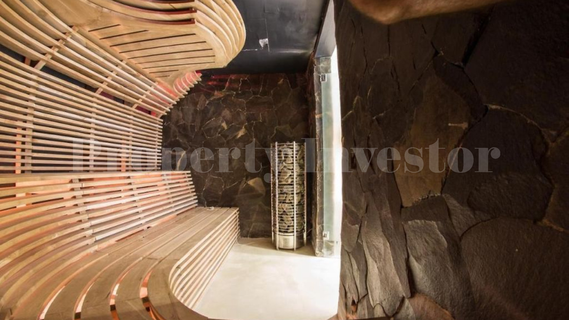 Impressive 4 Bedroom Contemporary Luxury Villa with Spectacular Valley Views for Sale in Uluwatu, Bali