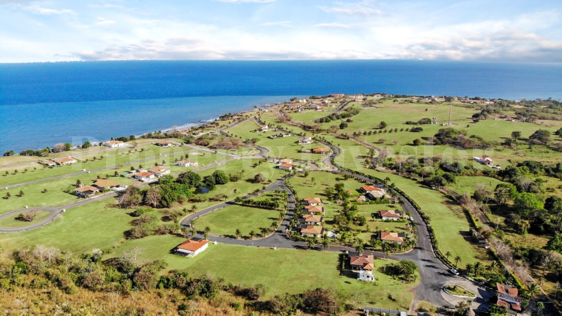 Gorgeous 1,576 m² Beachfront Freehold Lot for Sale in Pedasi, Panama