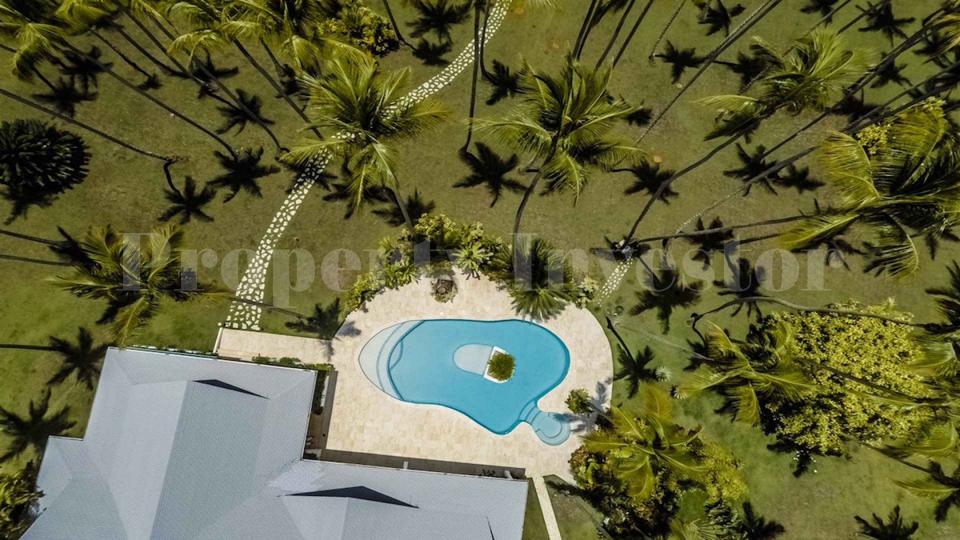 Самая восхитительная и роскошная вилла с 4 спальнями в Лас Терренас