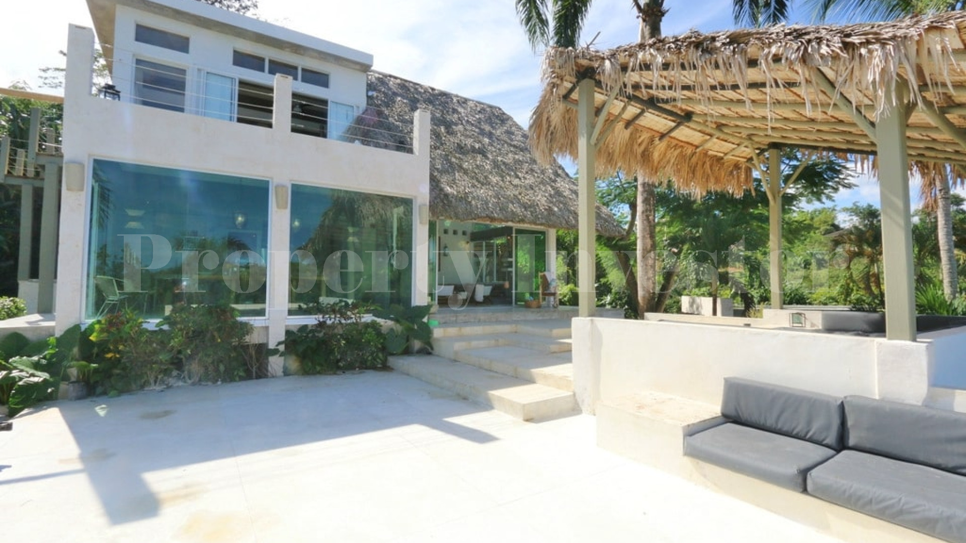 Modern Oceanview Villa in El Limon