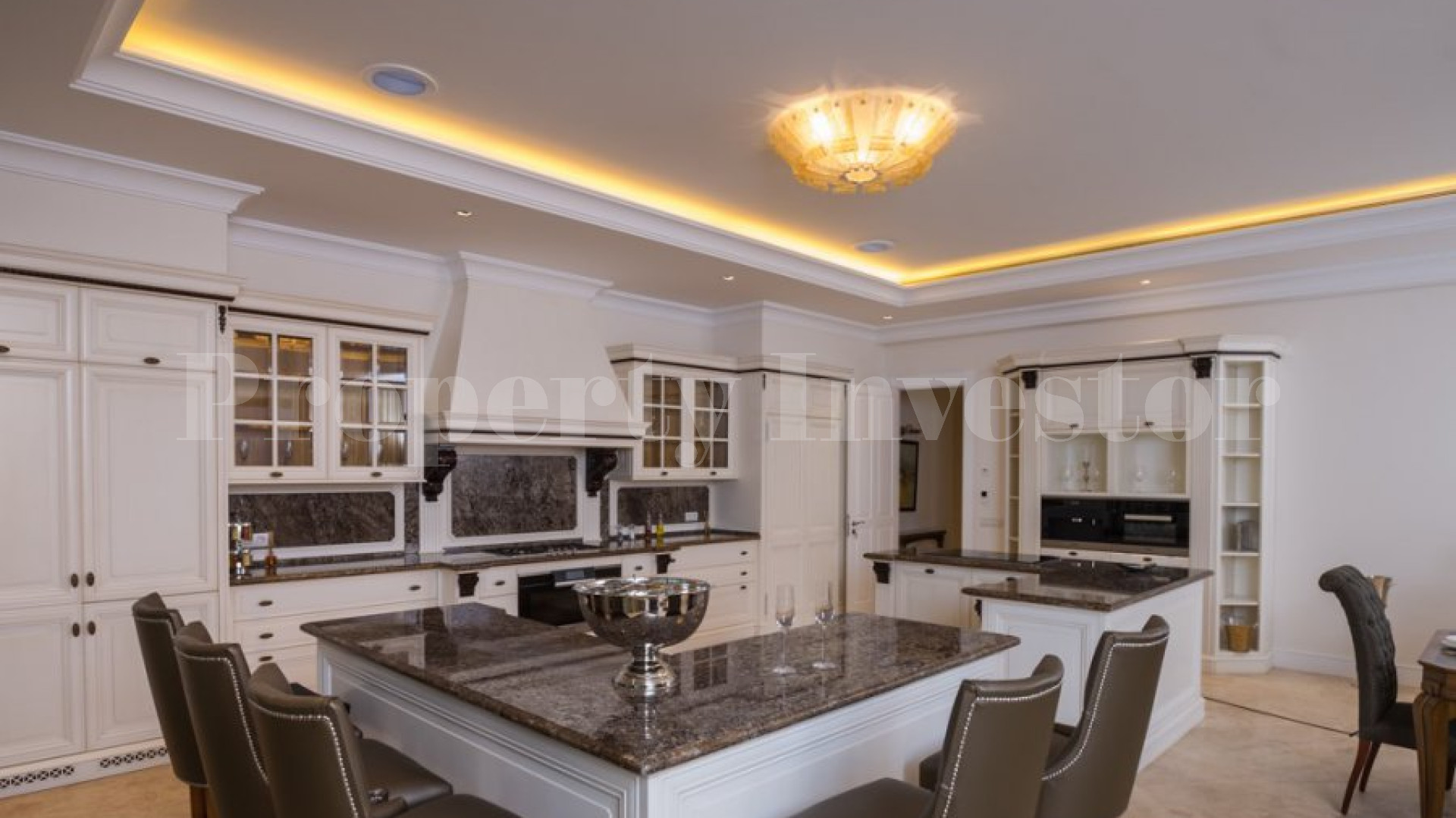 Spectacular 7 Bedroom Sea View Villa in Sierra Blanca