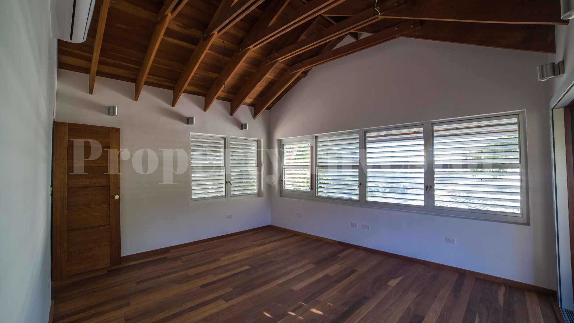 Spectacular 4 Bedroom Luxury Ocean View Home with 360° Panoramic Views for Sale in Playa Venao, Panama