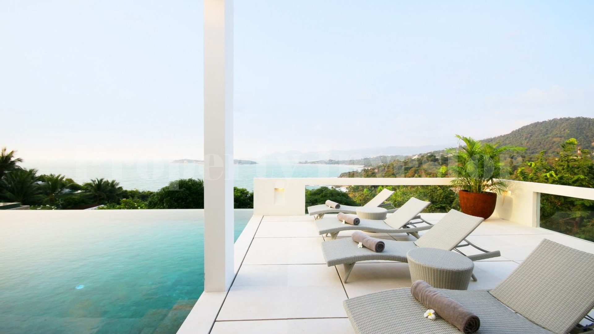 Modern Open Plan Seaview Villa in Koh Samui