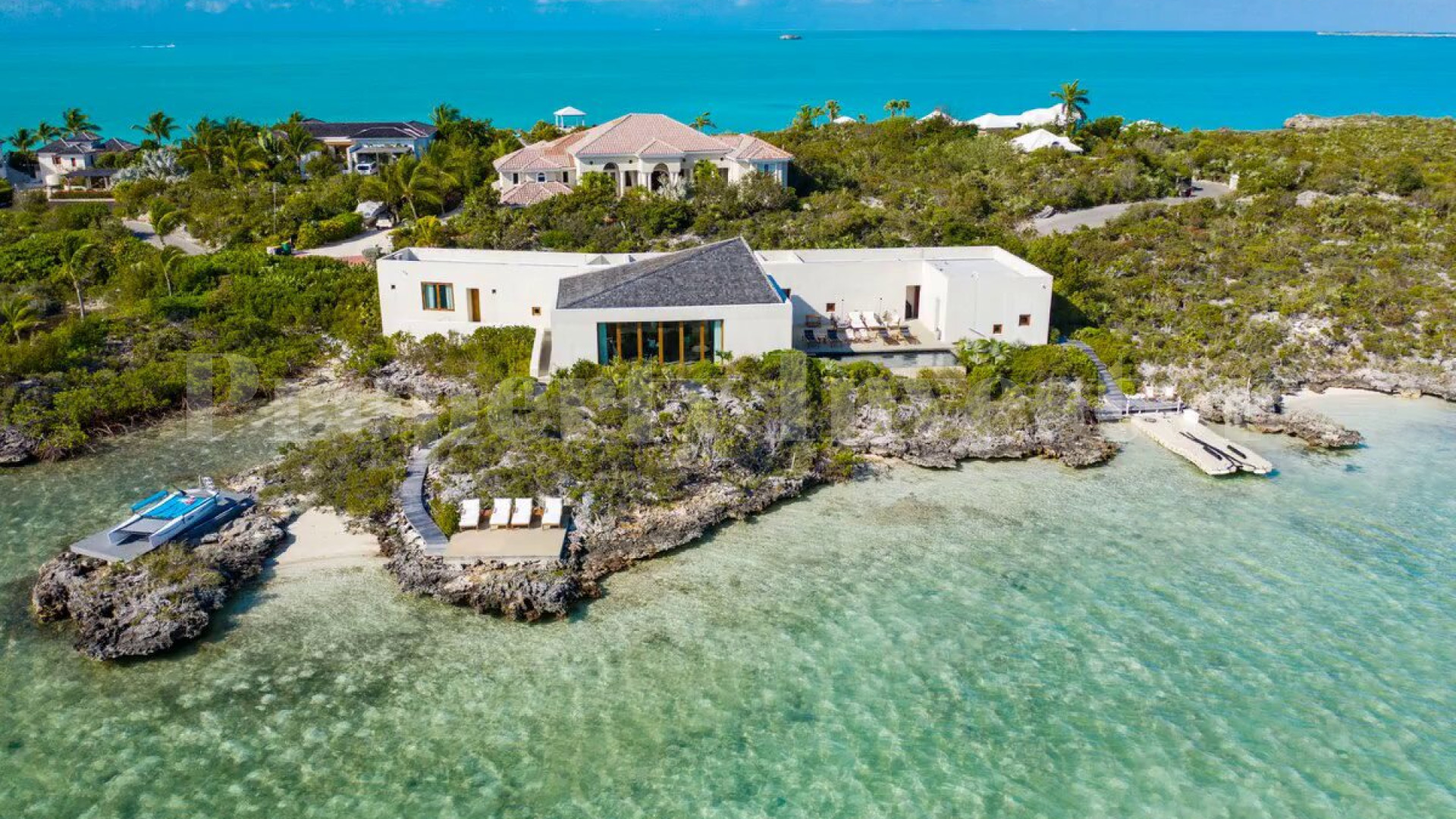 3 Bedroom Luxury Waterfront Designer Villa for Sale in Silly Creek, Providenciales, Turks & Caicos