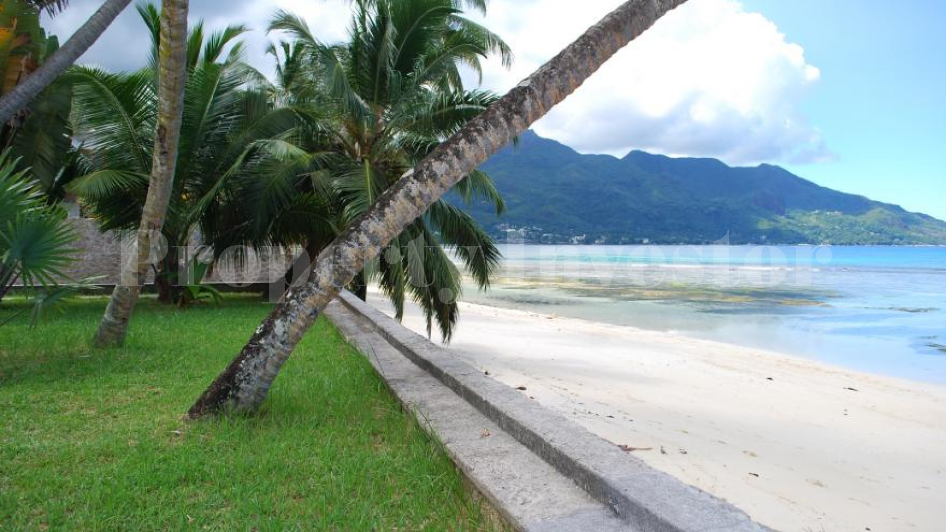 Exclusive 3 Bedroom Modern Beachfront Villa for Sale in Beau Vallon, Seychelles