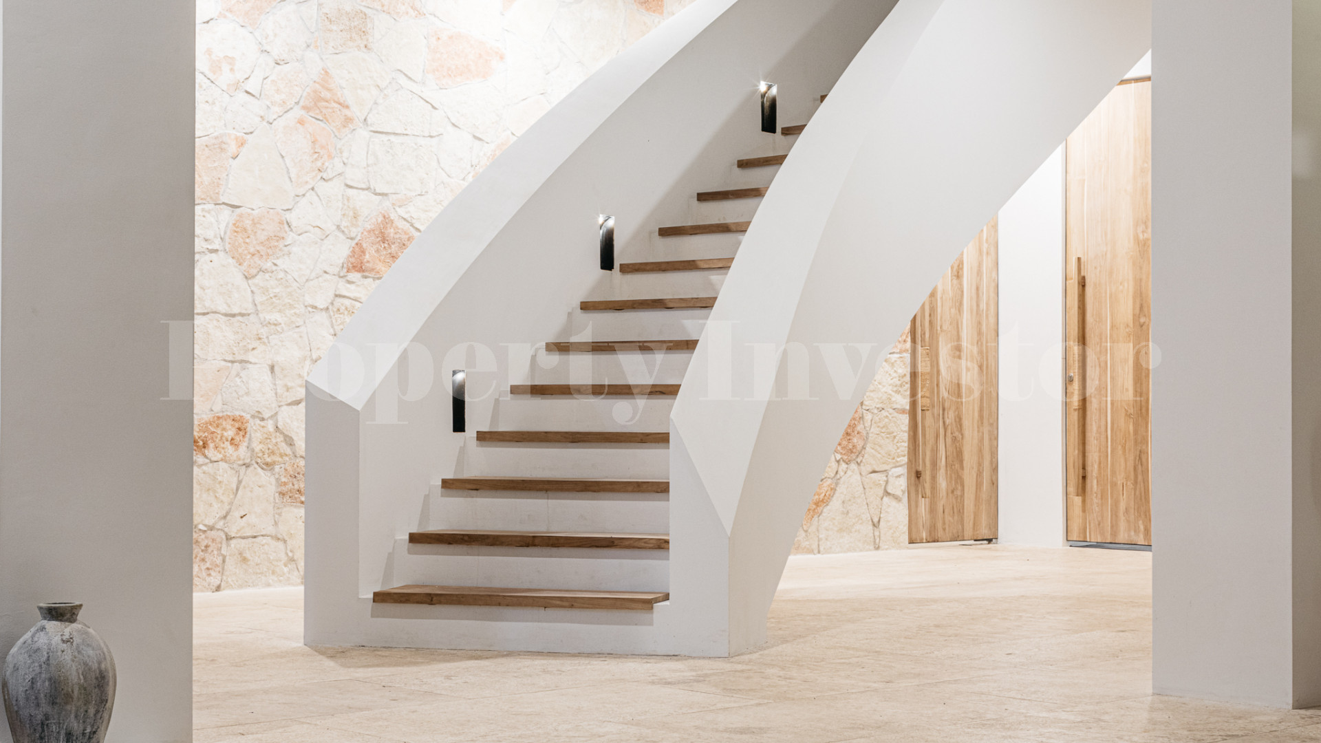 Elegant 6 Bedroom Luxury Boutique Estate & Retreat for Sale in Indonesia