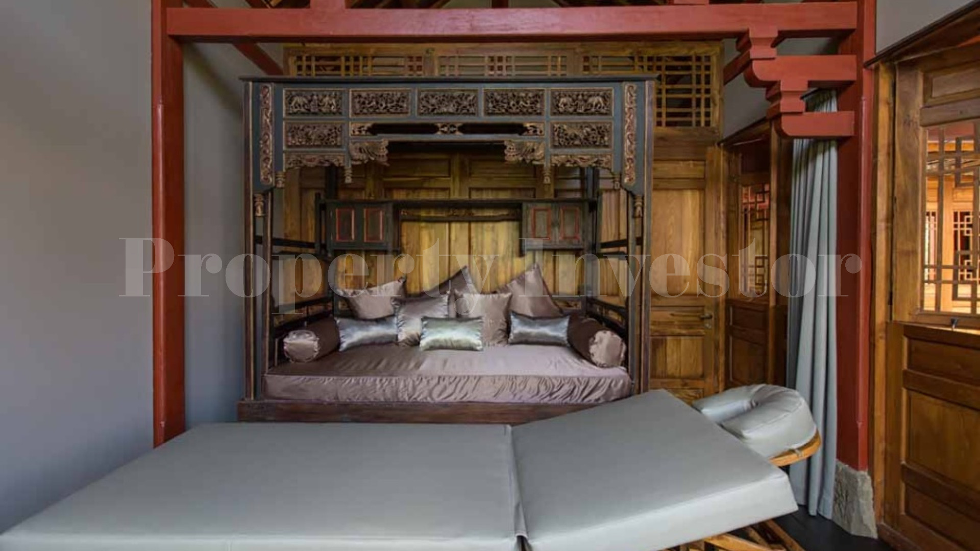 Exquisite 5 Bedroom Luxury Estate with 3 Uniquely Designed Villas & Manicured Gardens for Sale in Pererenan, Bali