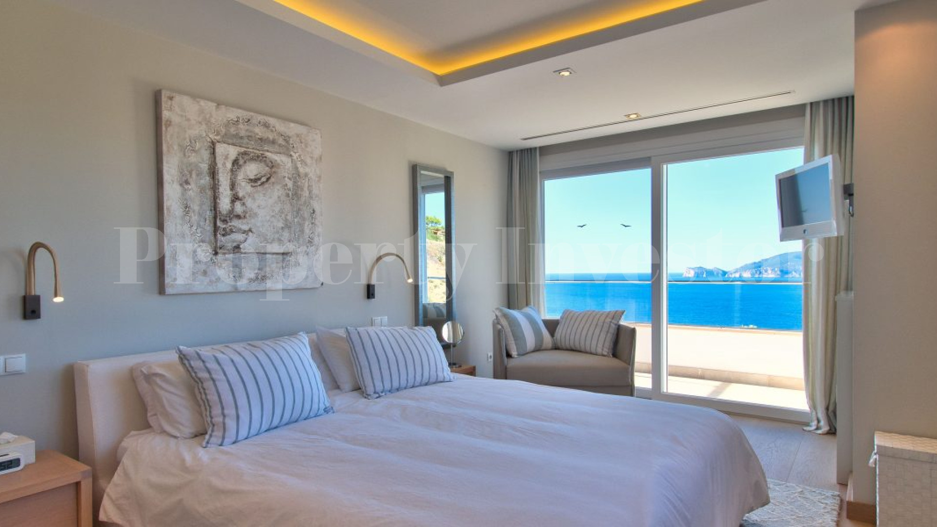 Exclusive 3 Bedroom Villa in Port Andratx with Stunning Sunset Views of Dragonera